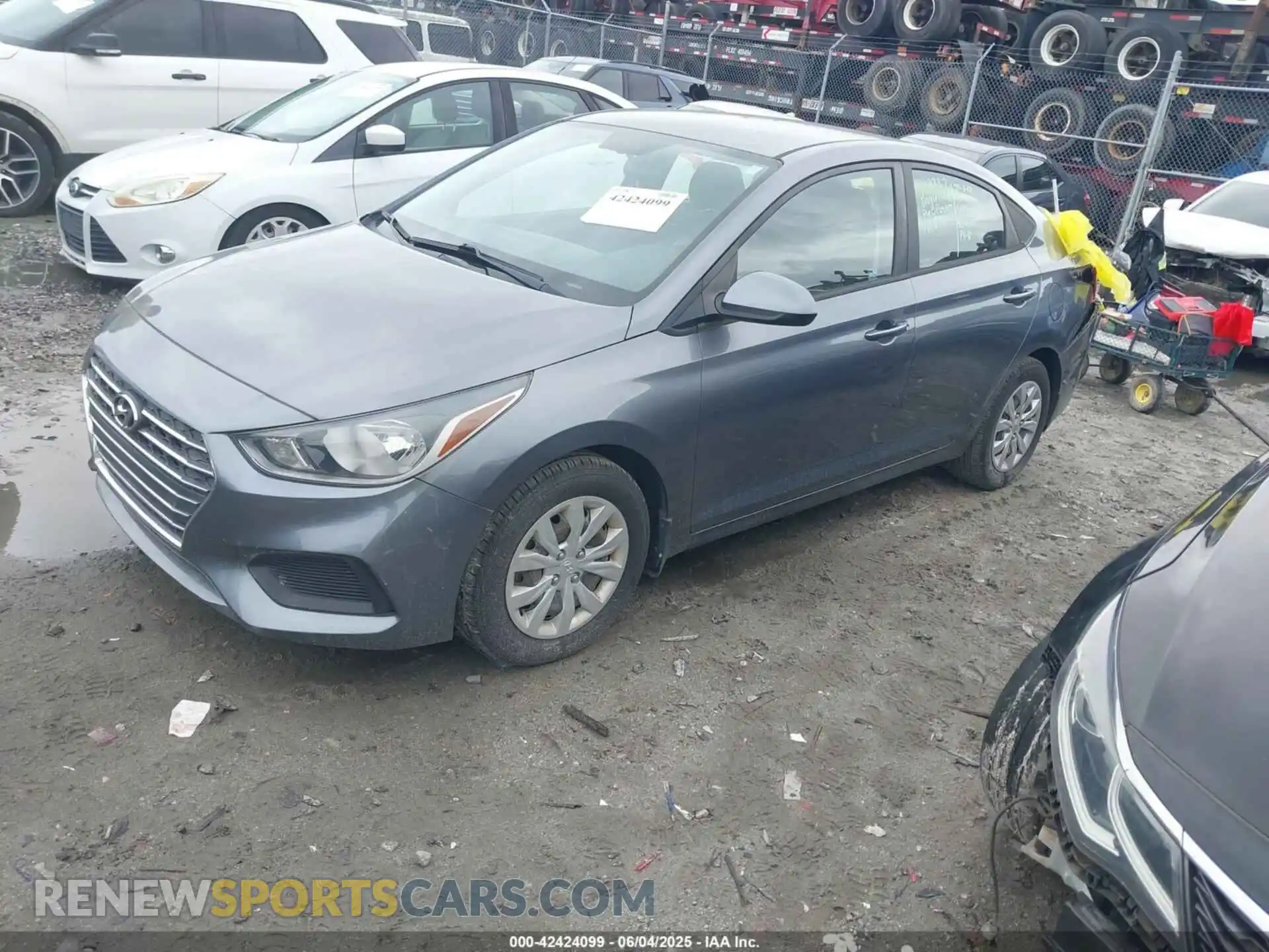 2 fotografías del automóvil dañado 3KPC24A35KE048014 HYUNDAI ACCENT 2019