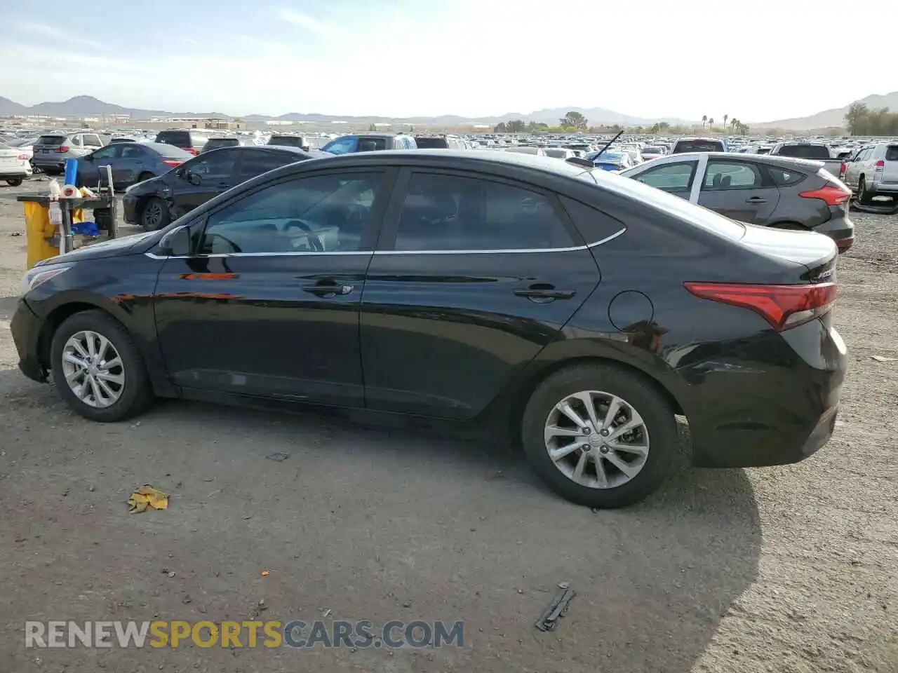 2 Photograph of a damaged car 3KPC24A60LE104663 HYUNDAI ACCENT 2020