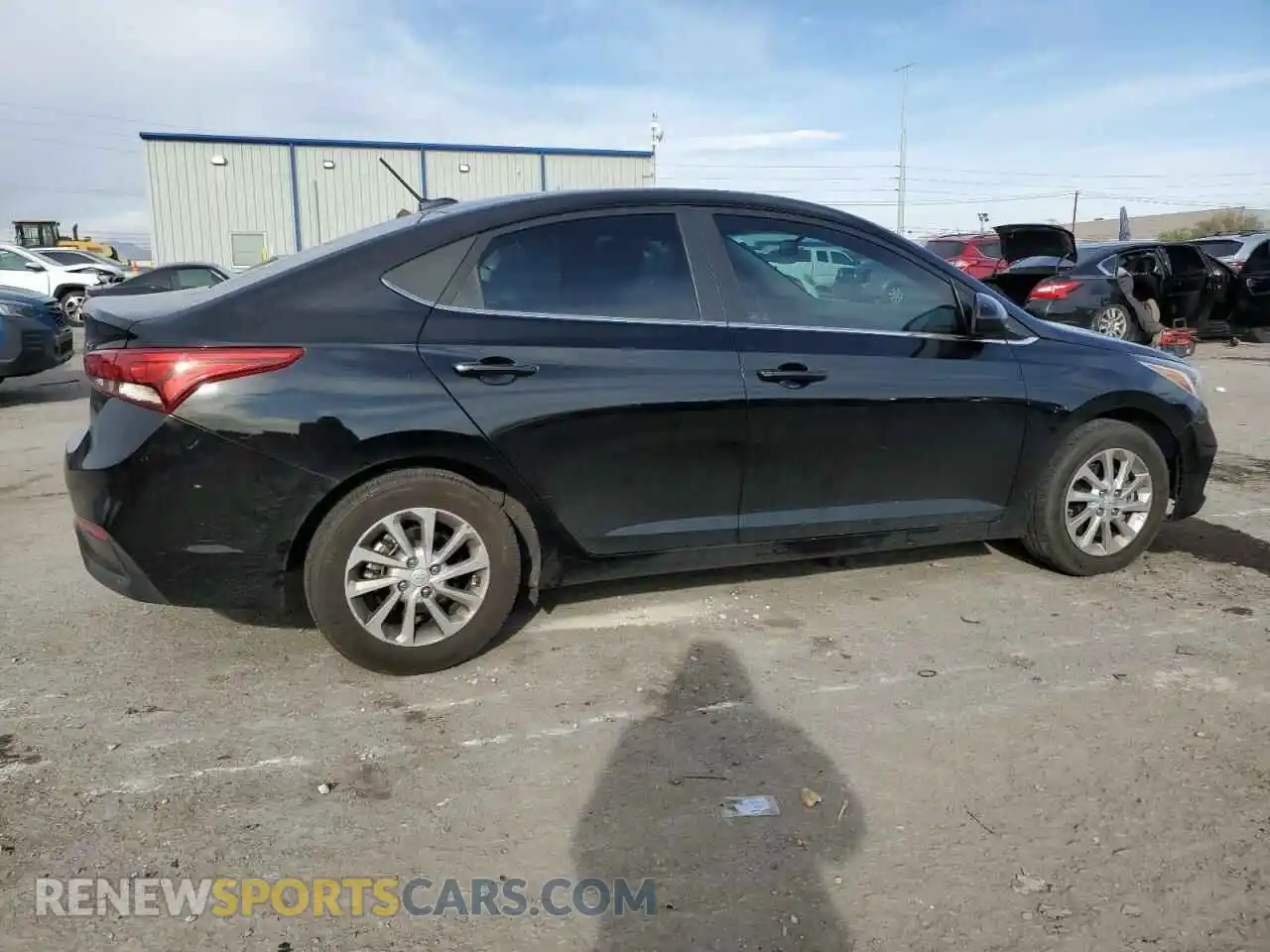 3 Photograph of a damaged car 3KPC24A60LE104663 HYUNDAI ACCENT 2020