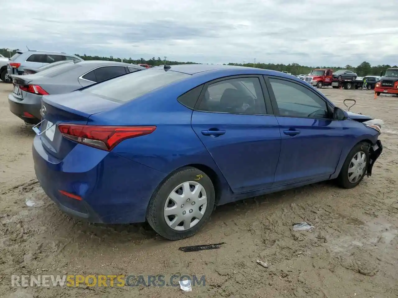 3 Photograph of a damaged car 3KPC24A60LE121883 HYUNDAI ACCENT 2020