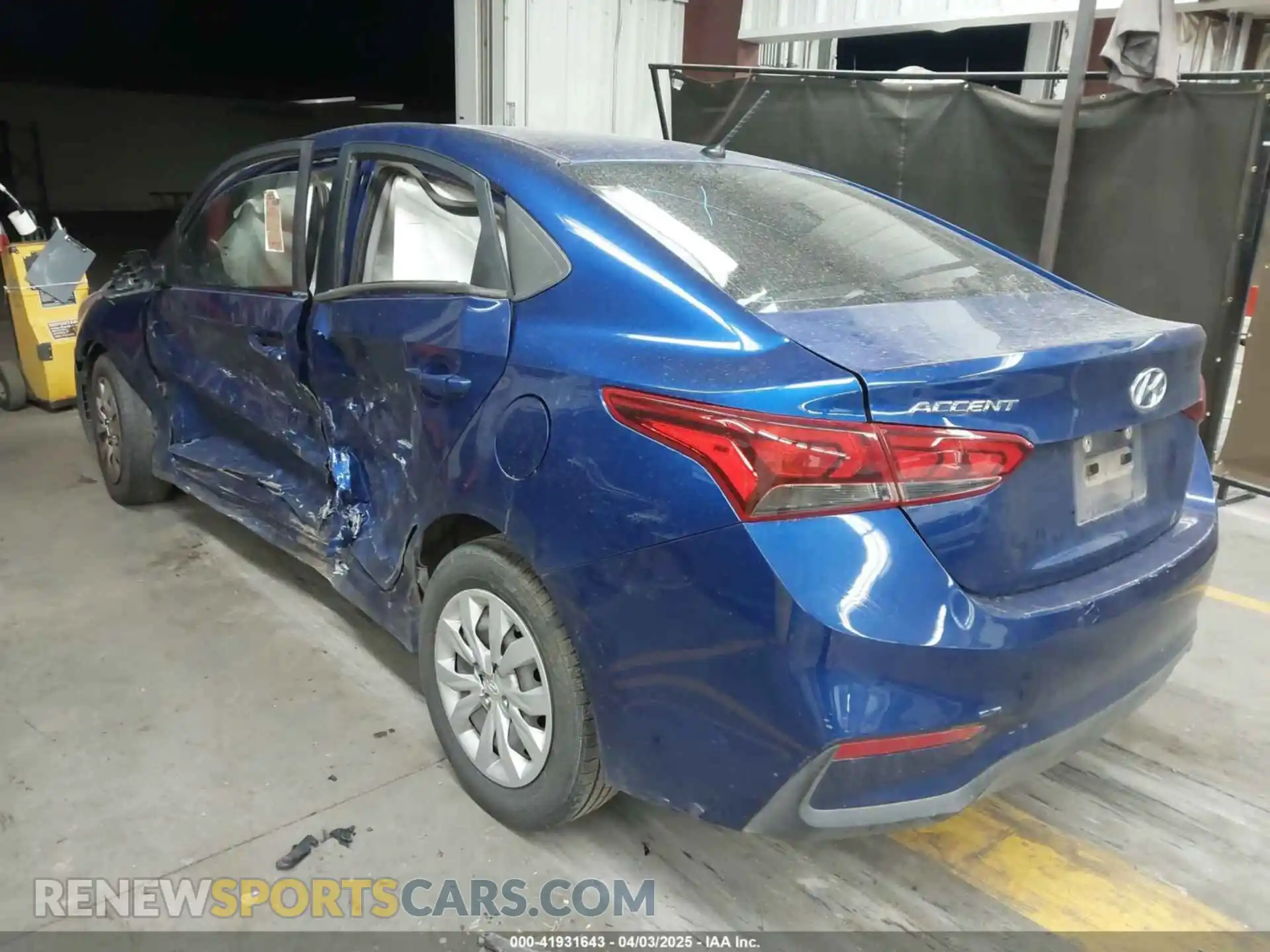 3 Фотография поврежденного автомобиля 3KPC24A62LE101764 HYUNDAI ACCENT 2020