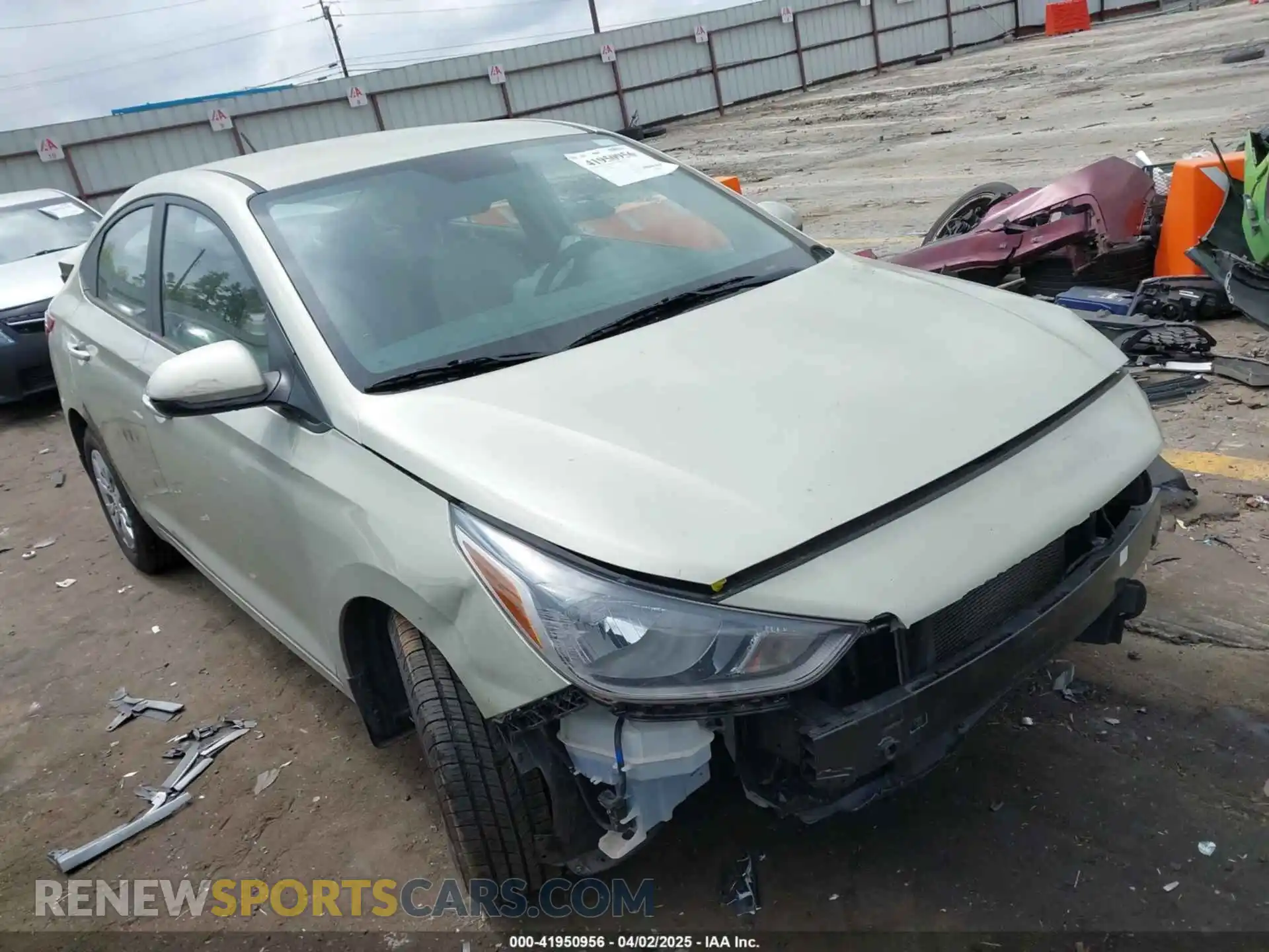 1 Photograph of a damaged car 3KPC24A63LE094663 HYUNDAI ACCENT 2020