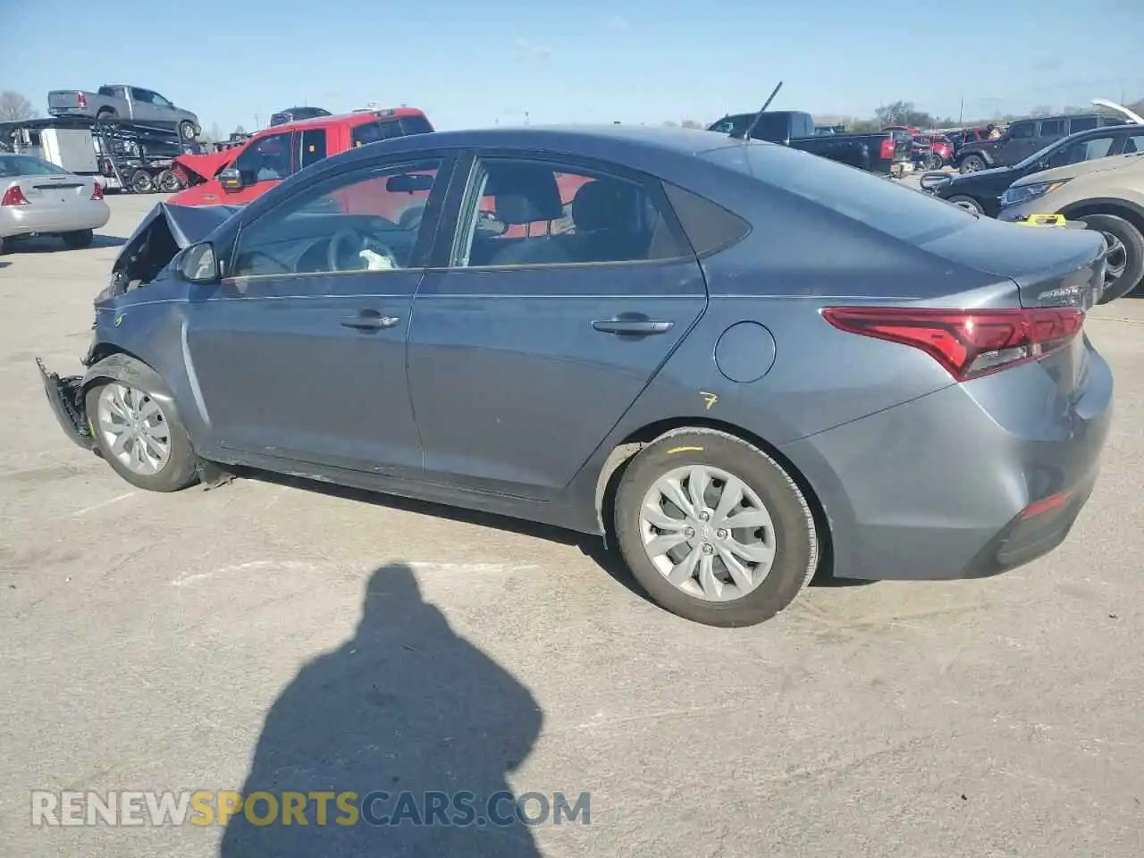 2 Photograph of a damaged car 3KPC24A66LE092227 HYUNDAI ACCENT 2020