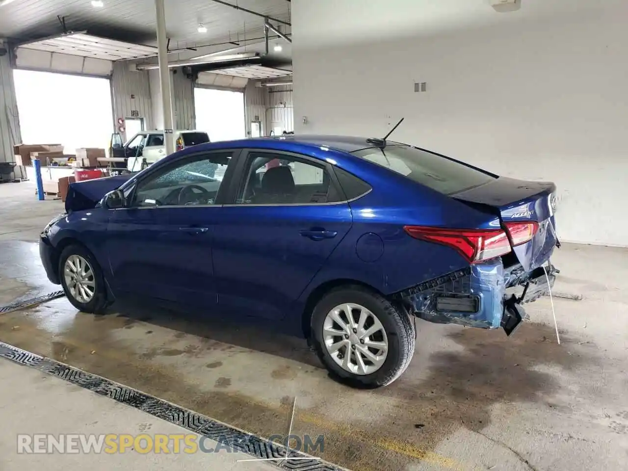 2 Photograph of a damaged car 3KPC24A66LE122925 HYUNDAI ACCENT 2020