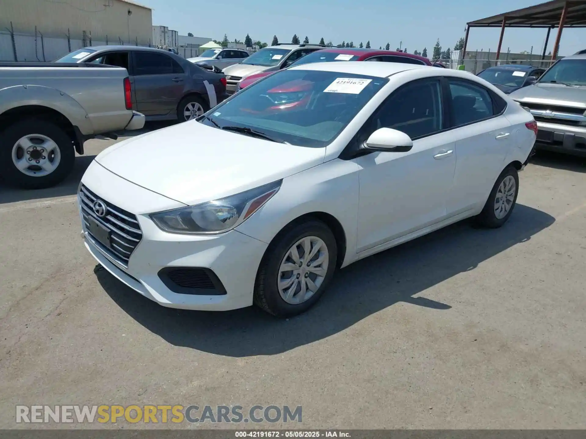 2 Photograph of a damaged car 3KPC24A67LE092950 HYUNDAI ACCENT 2020