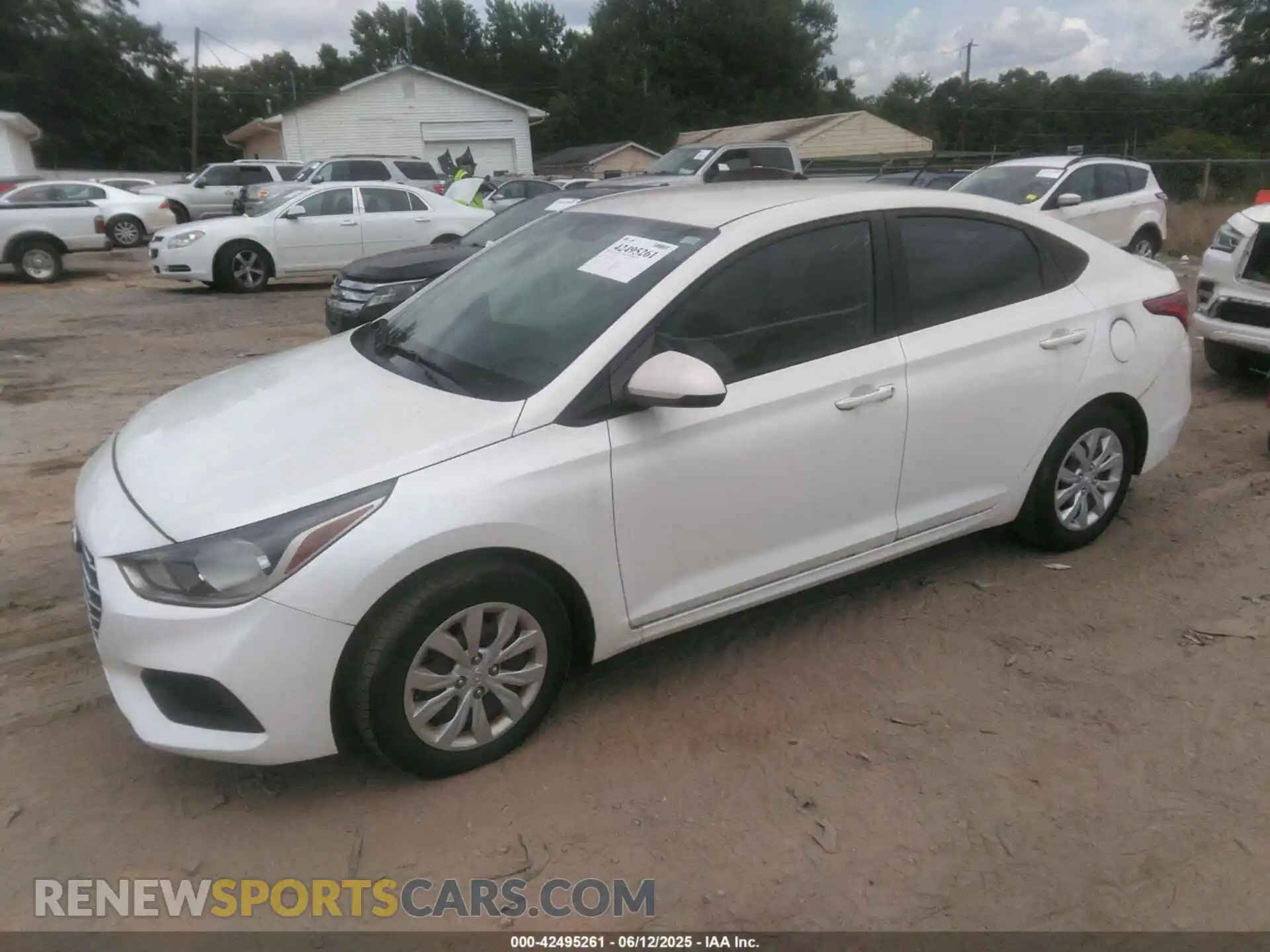 2 fotografías del automóvil dañado 3KPC24A68LE093184 HYUNDAI ACCENT 2020