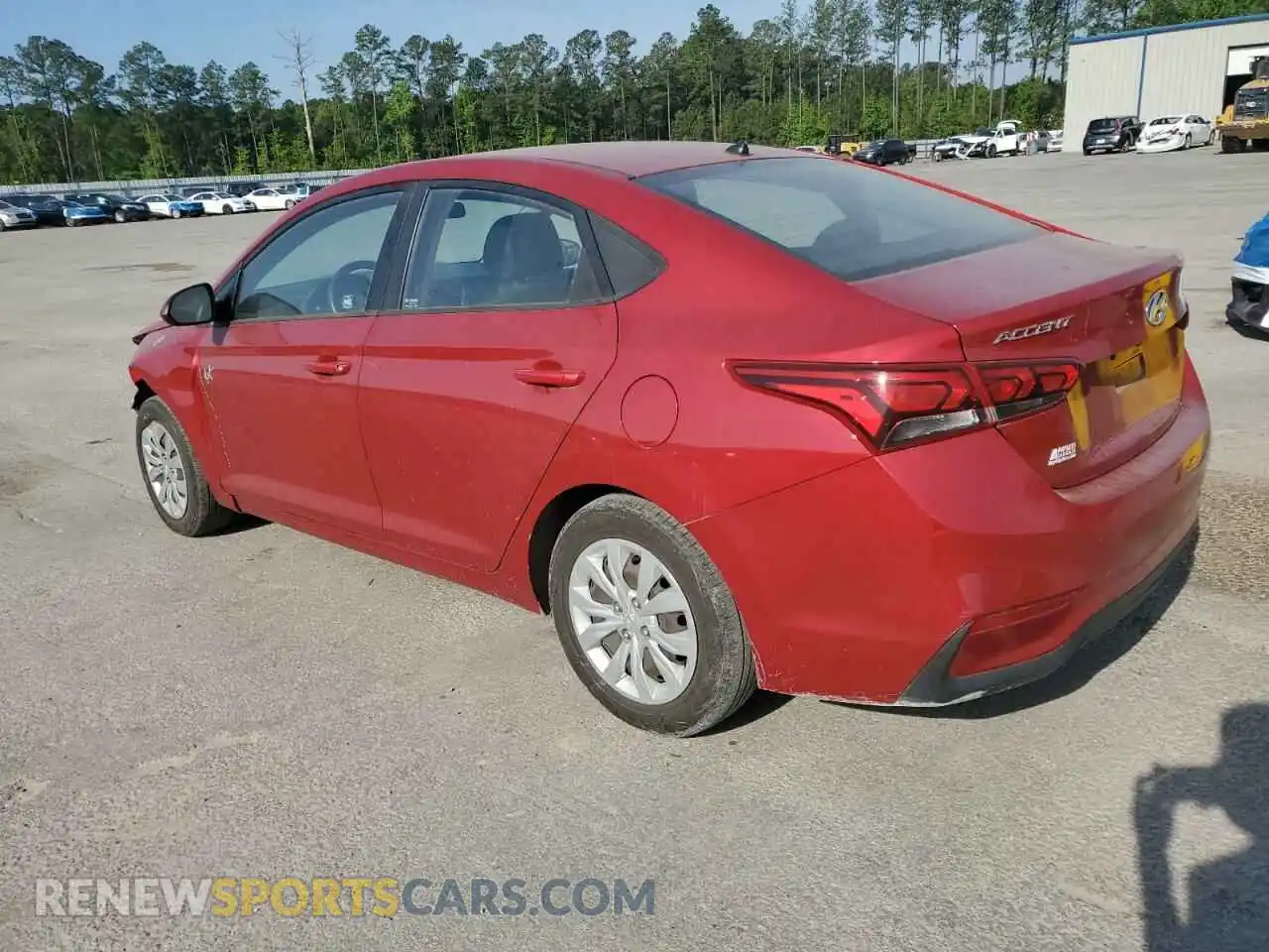 2 Photograph of a damaged car 3KPC24A68LE113014 HYUNDAI ACCENT 2020