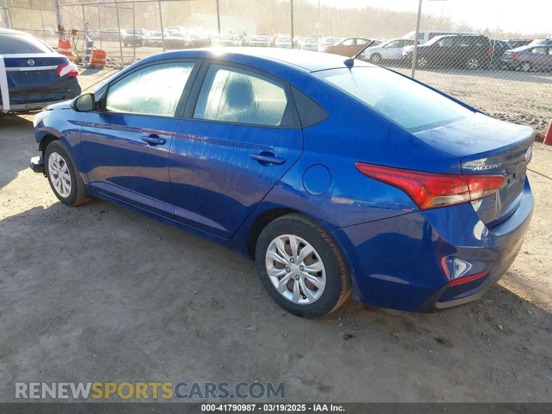 3 Фотография поврежденного автомобиля 3KPC24A6XLE097205 HYUNDAI ACCENT 2020
