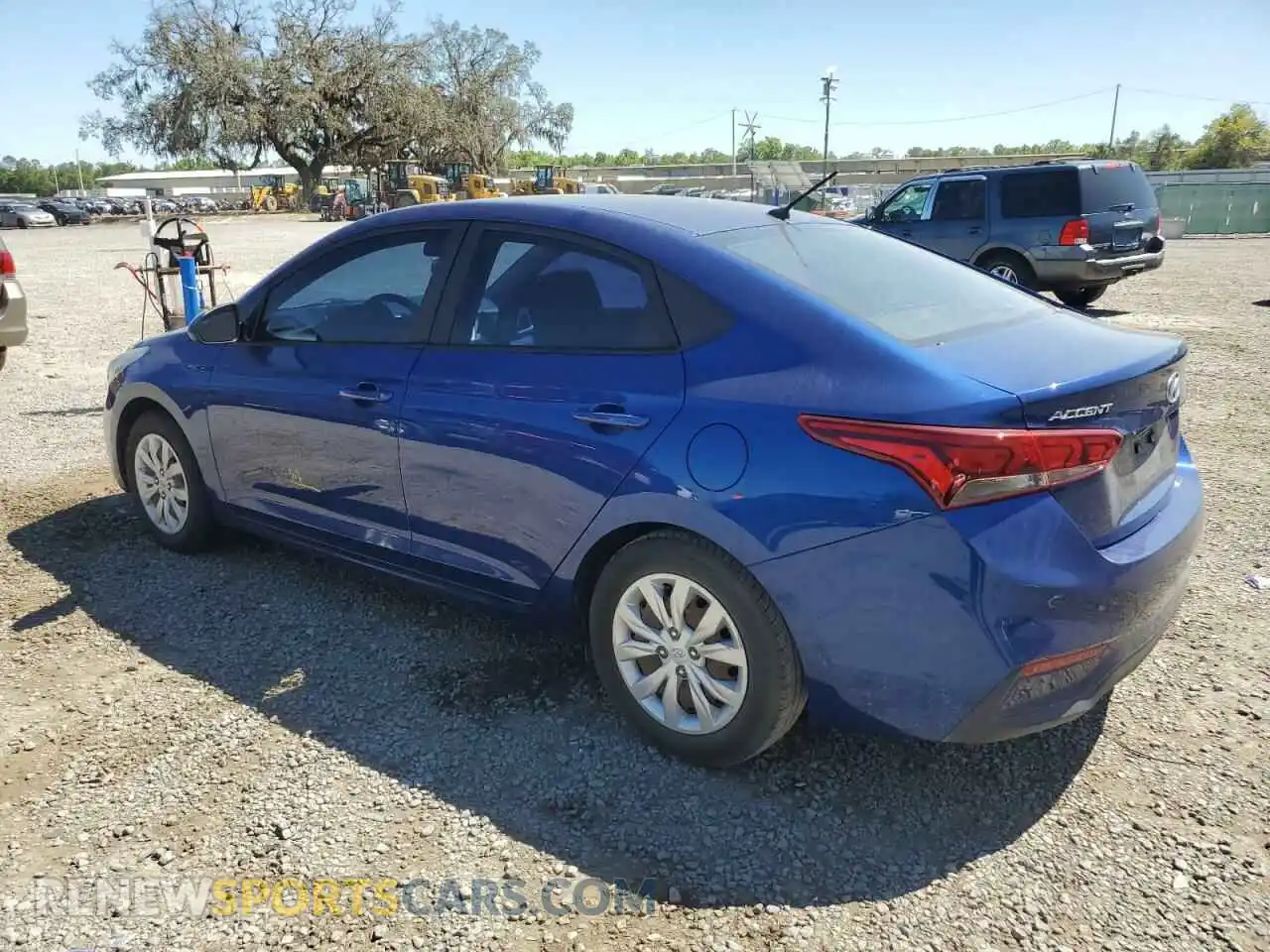 2 Photograph of a damaged car 3KPC24A6XLE109319 HYUNDAI ACCENT 2020