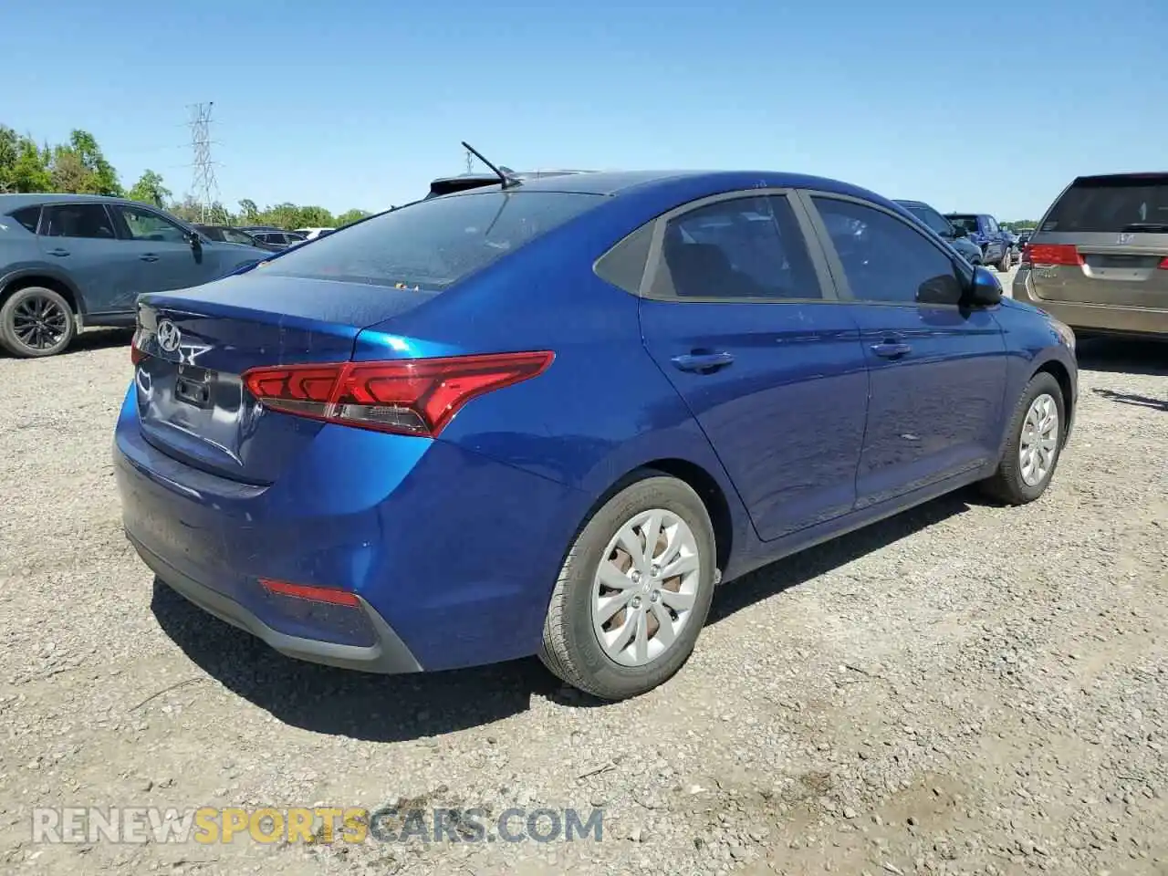 3 Photograph of a damaged car 3KPC24A6XLE109319 HYUNDAI ACCENT 2020