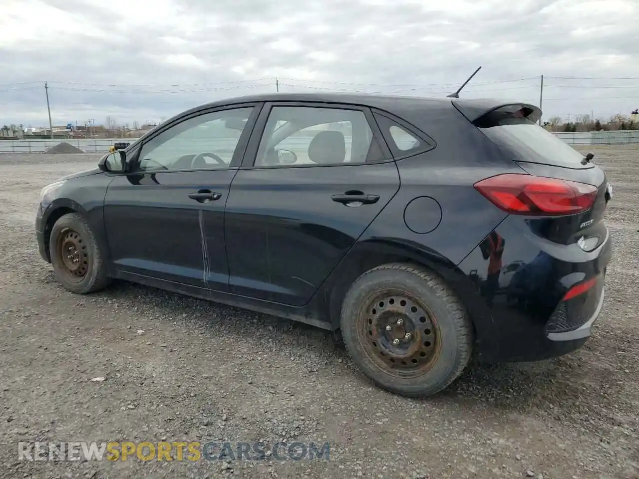 2 Photograph of a damaged car 3KPC25A6XLE092091 HYUNDAI ACCENT 2020