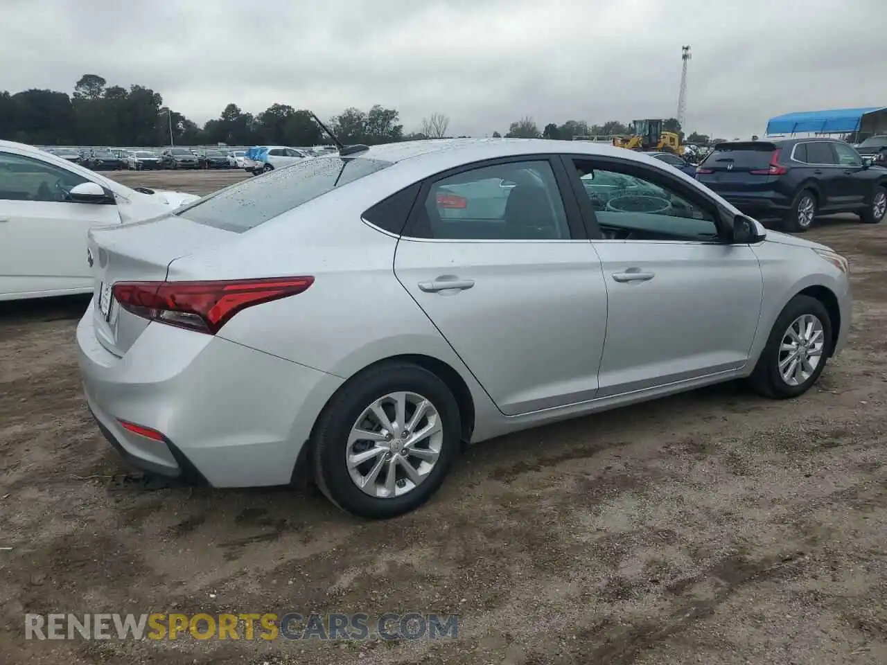 3 Photograph of a damaged car 3KPC24A60ME133890 HYUNDAI ACCENT 2021