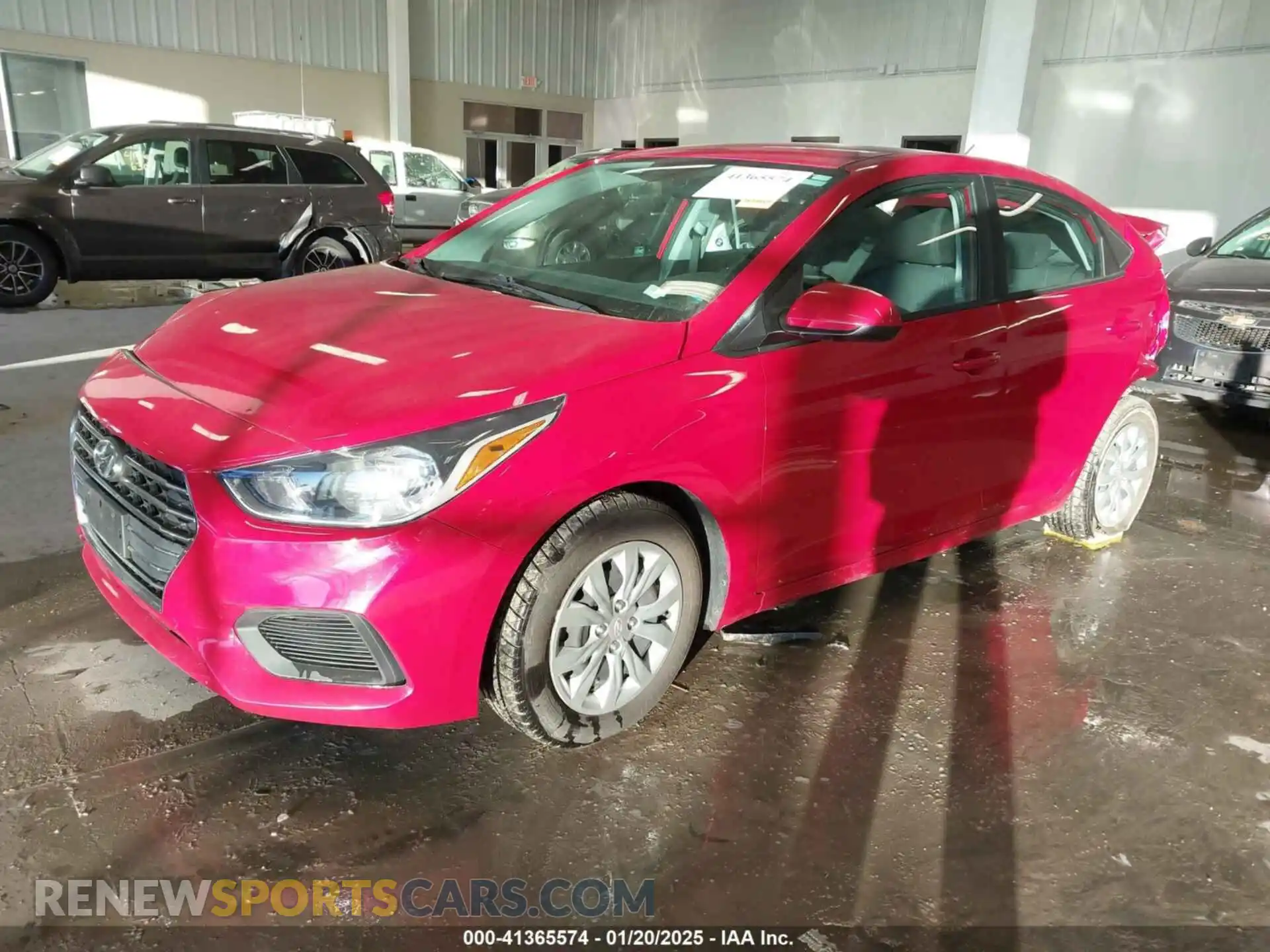 2 fotografías del automóvil dañado 3KPC24A61ME130318 HYUNDAI ACCENT 2021