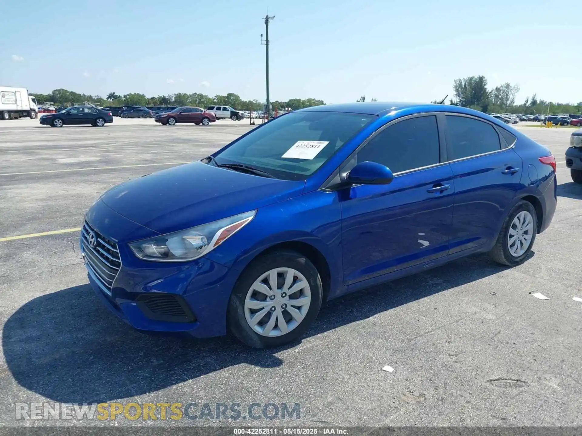 2 Photograph of a damaged car 3KPC24A62ME130733 HYUNDAI ACCENT 2021