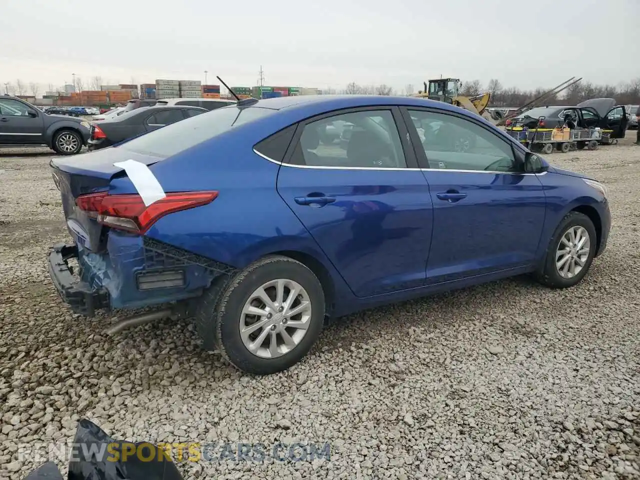 3 Photograph of a damaged car 3KPC24A62ME135284 HYUNDAI ACCENT 2021