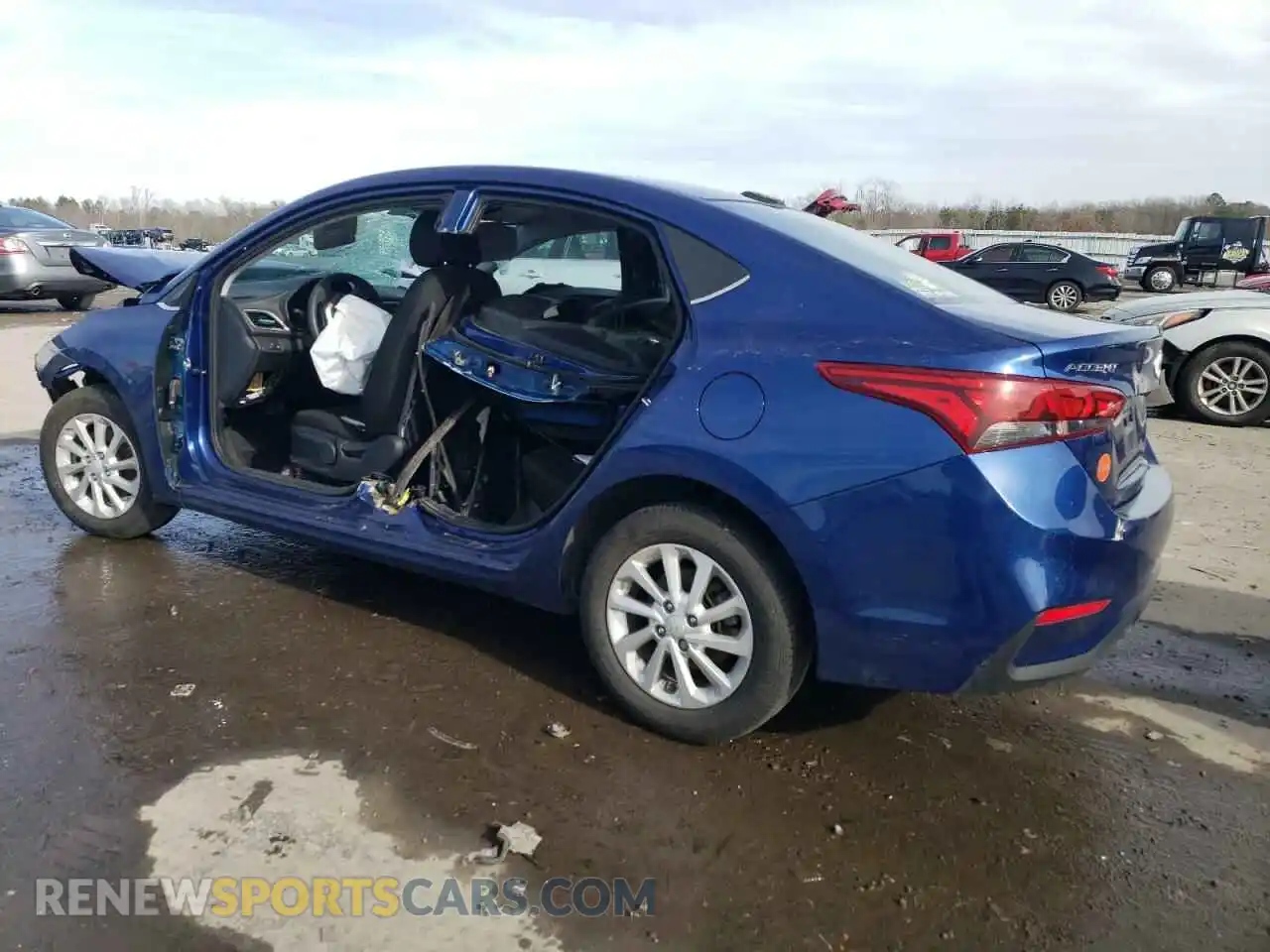 2 fotografías del automóvil dañado 3KPC24A62ME135883 HYUNDAI ACCENT 2021