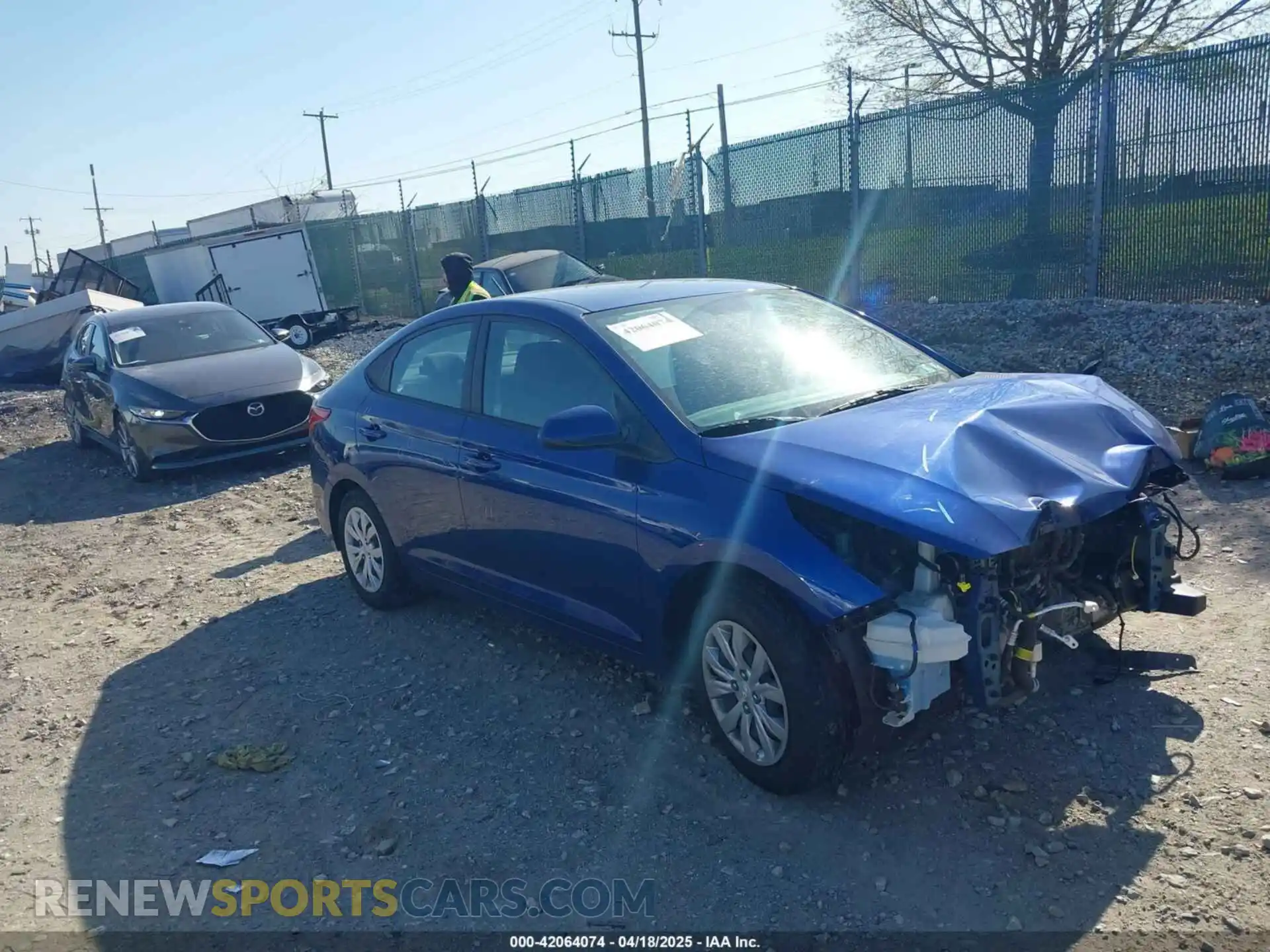 1 Photograph of a damaged car 3KPC24A63ME130238 HYUNDAI ACCENT 2021