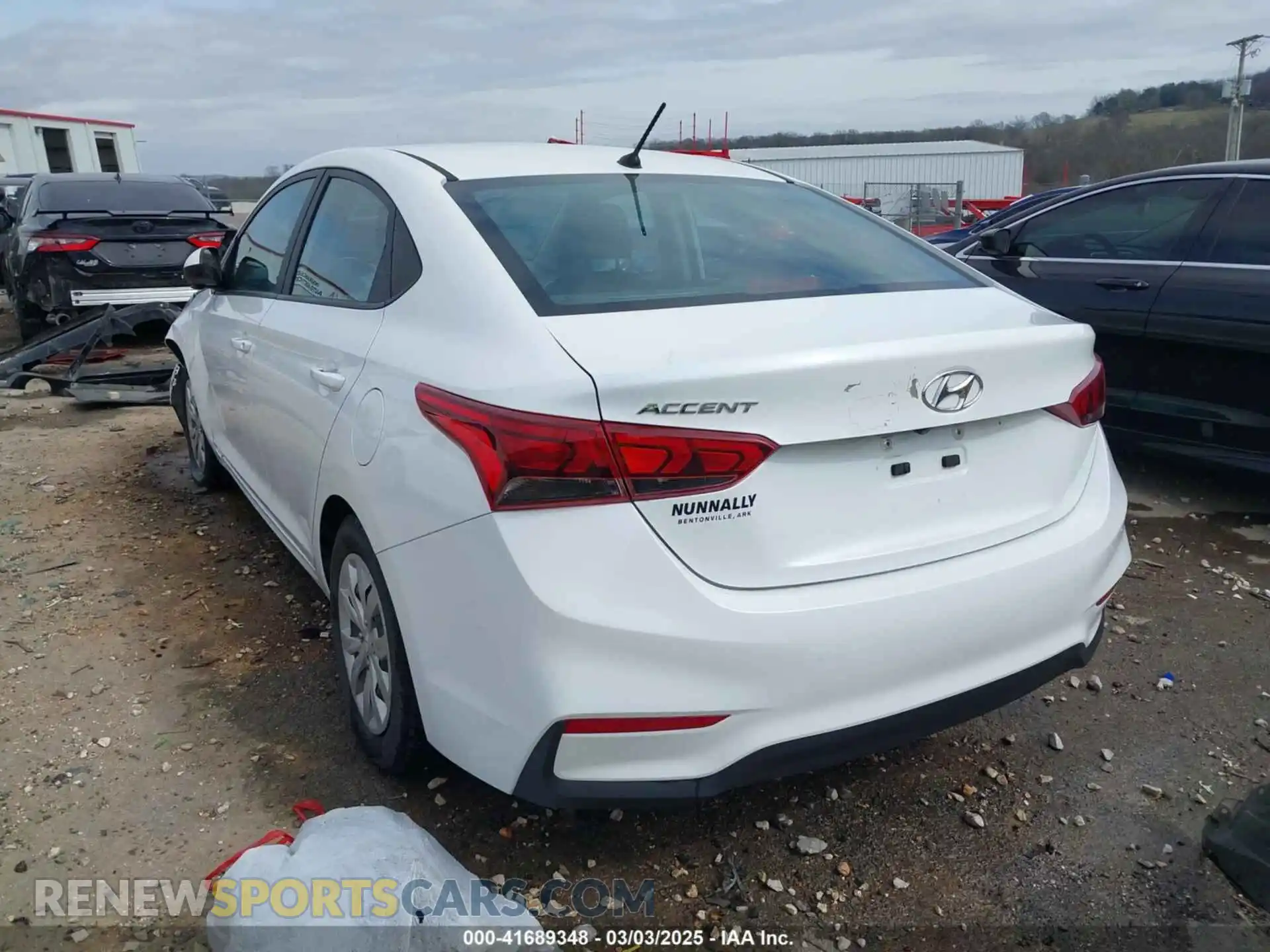 3 Photograph of a damaged car 3KPC24A65ME149471 HYUNDAI ACCENT 2021
