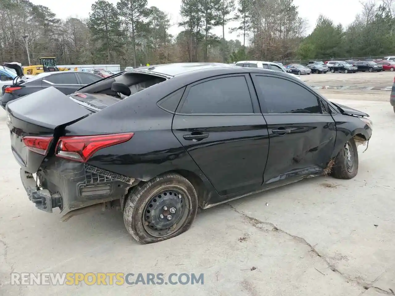 3 Photograph of a damaged car 3KPC24A66ME130007 HYUNDAI ACCENT 2021
