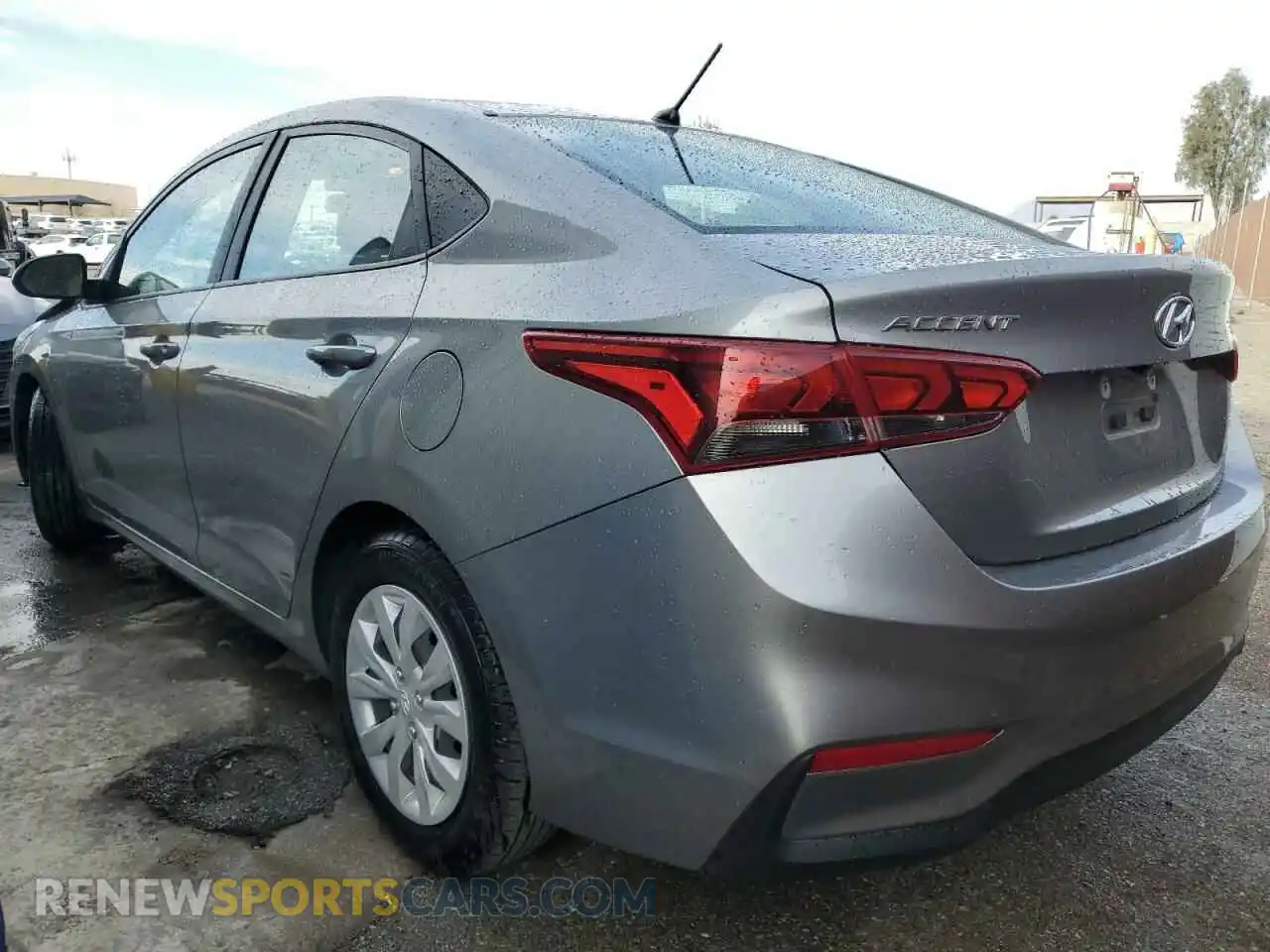 2 Photograph of a damaged car 3KPC24A66ME149348 HYUNDAI ACCENT 2021