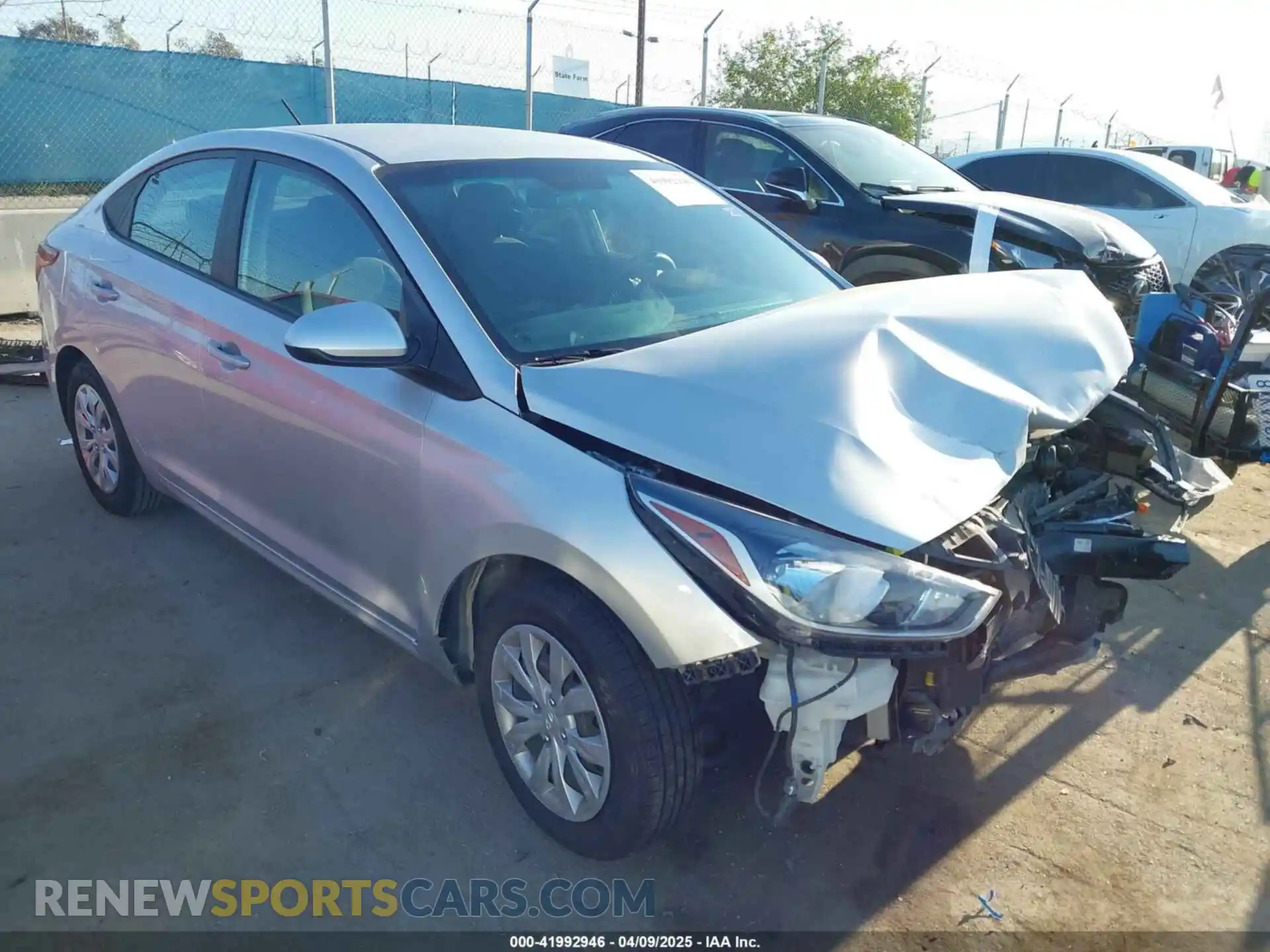 1 Photograph of a damaged car 3KPC24A67ME147172 HYUNDAI ACCENT 2021