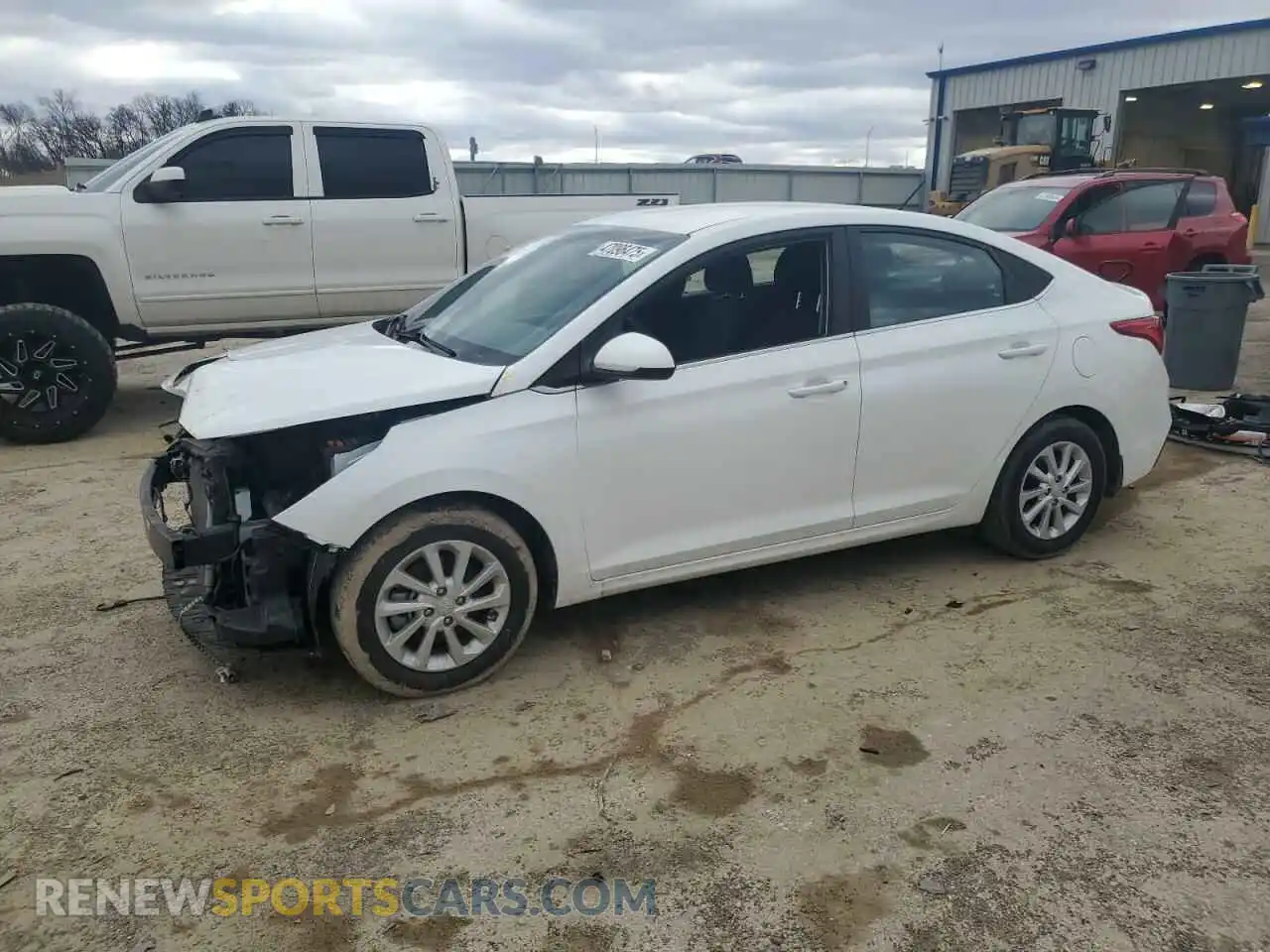 1 Photograph of a damaged car 3KPC24A69ME136772 HYUNDAI ACCENT 2021