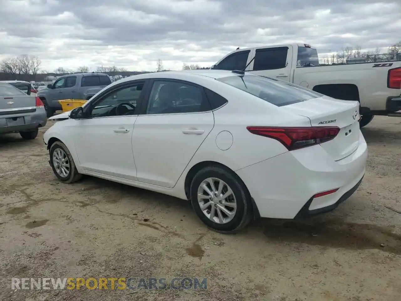 2 Photograph of a damaged car 3KPC24A69ME136772 HYUNDAI ACCENT 2021