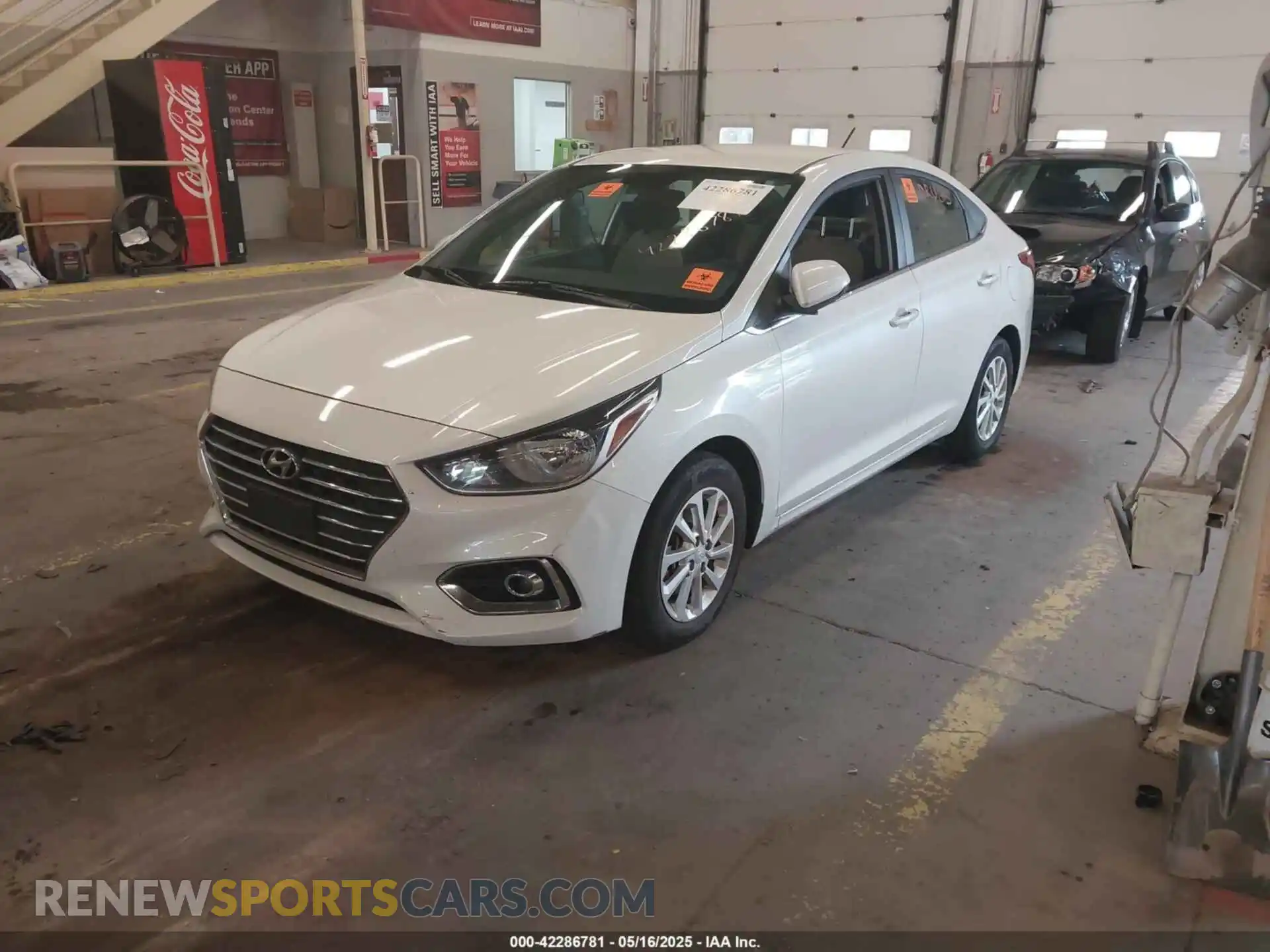 2 Photograph of a damaged car 3KPC24A6XME138028 HYUNDAI ACCENT 2021