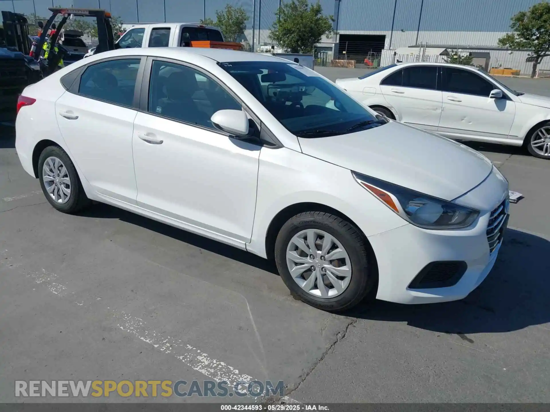 1 Photograph of a damaged car 3KPC24A6XME153337 HYUNDAI ACCENT 2021