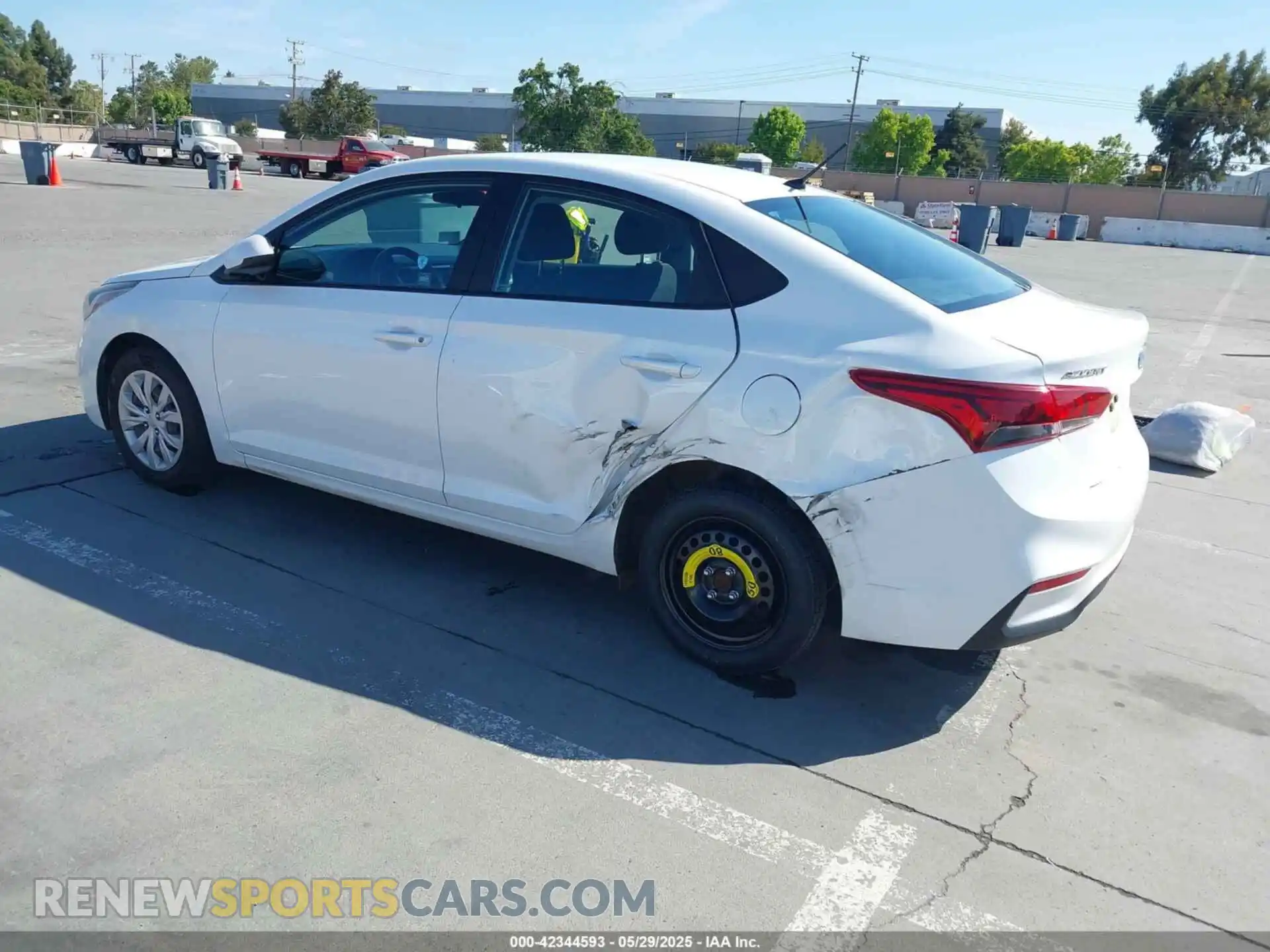 3 Photograph of a damaged car 3KPC24A6XME153337 HYUNDAI ACCENT 2021