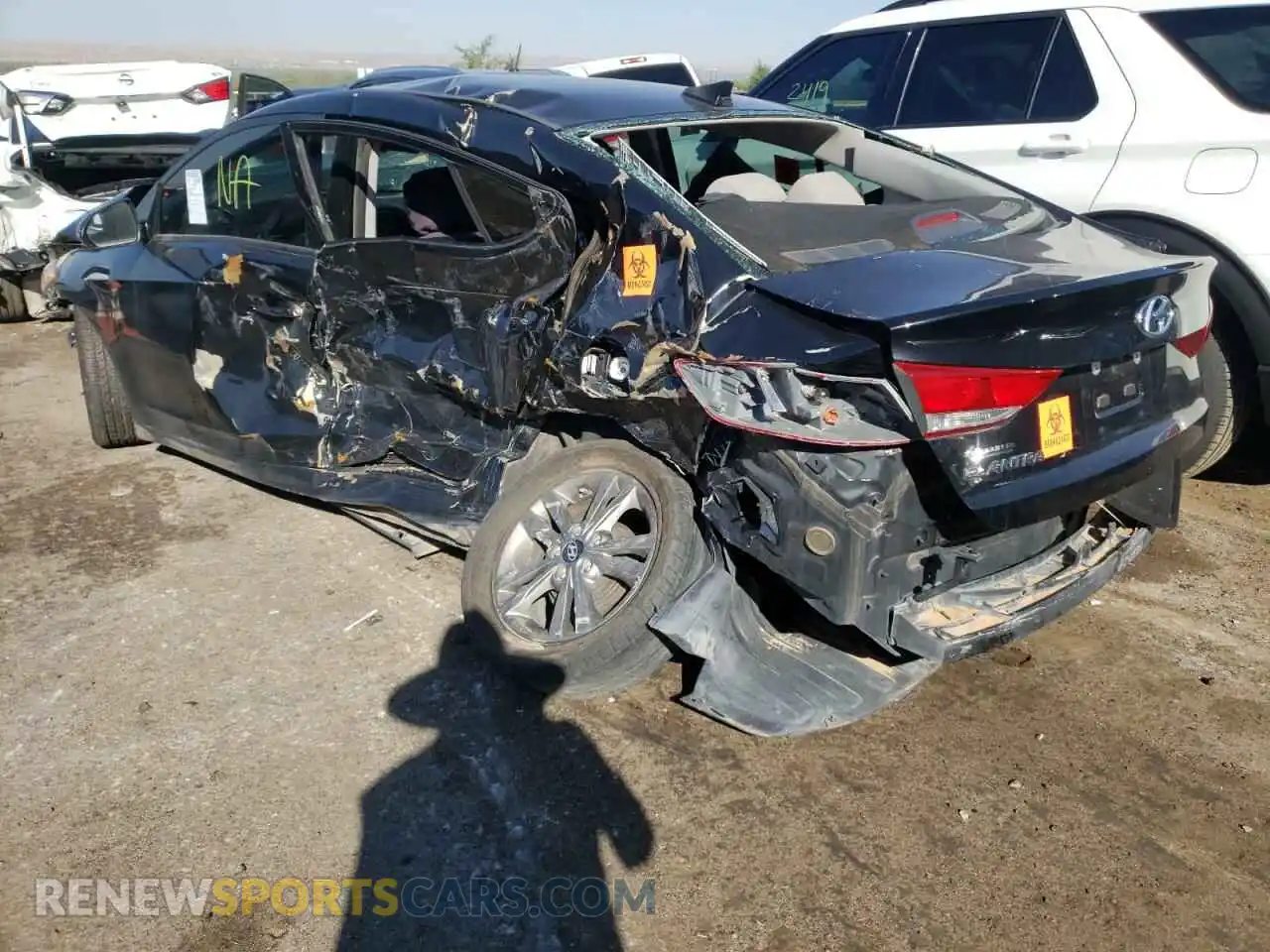 3 Photograph of a damaged car 5NPD84LFXHH036262 HYUNDAI ELANTRA 2017