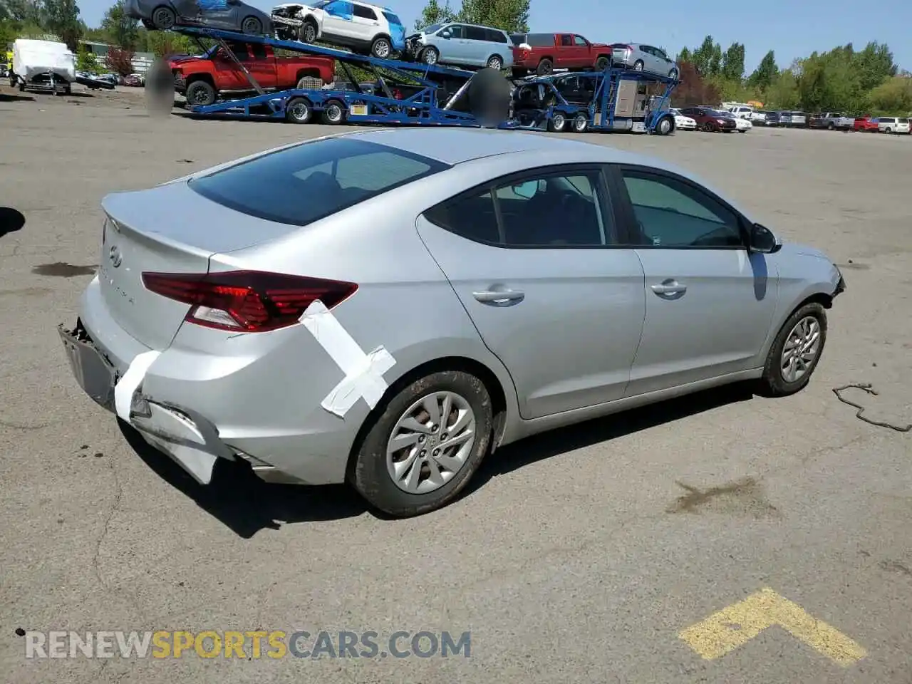 3 Photograph of a damaged car 5NPD74LF4KH442001 HYUNDAI ELANTRA 2019