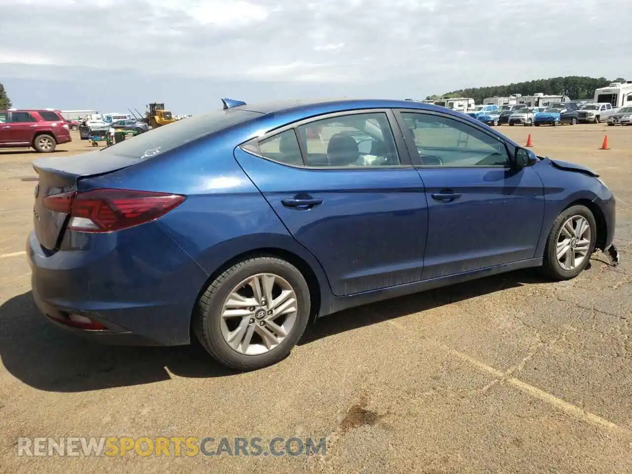3 Photograph of a damaged car 5NPD84LF2KH468089 HYUNDAI ELANTRA 2019