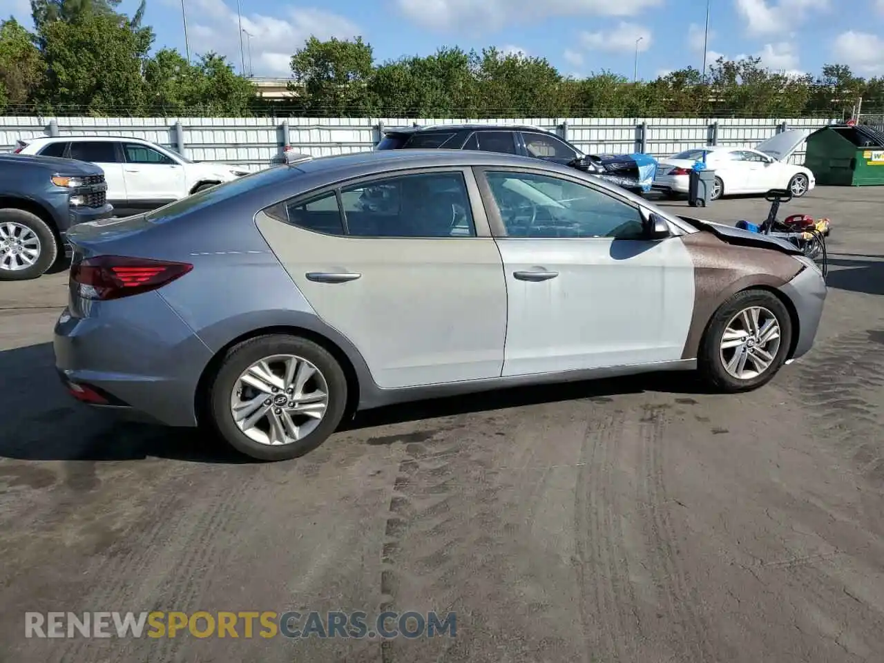 3 Photograph of a damaged car 5NPD84LF4KH442934 HYUNDAI ELANTRA 2019