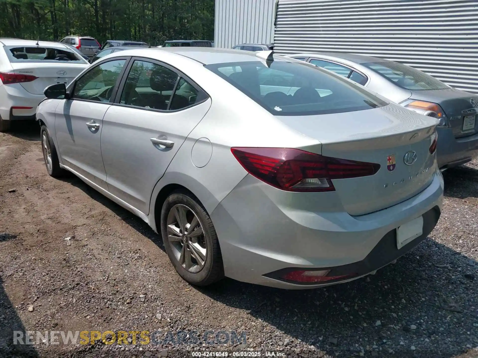 3 Photograph of a damaged car 5NPD84LF5KH432980 HYUNDAI ELANTRA 2019