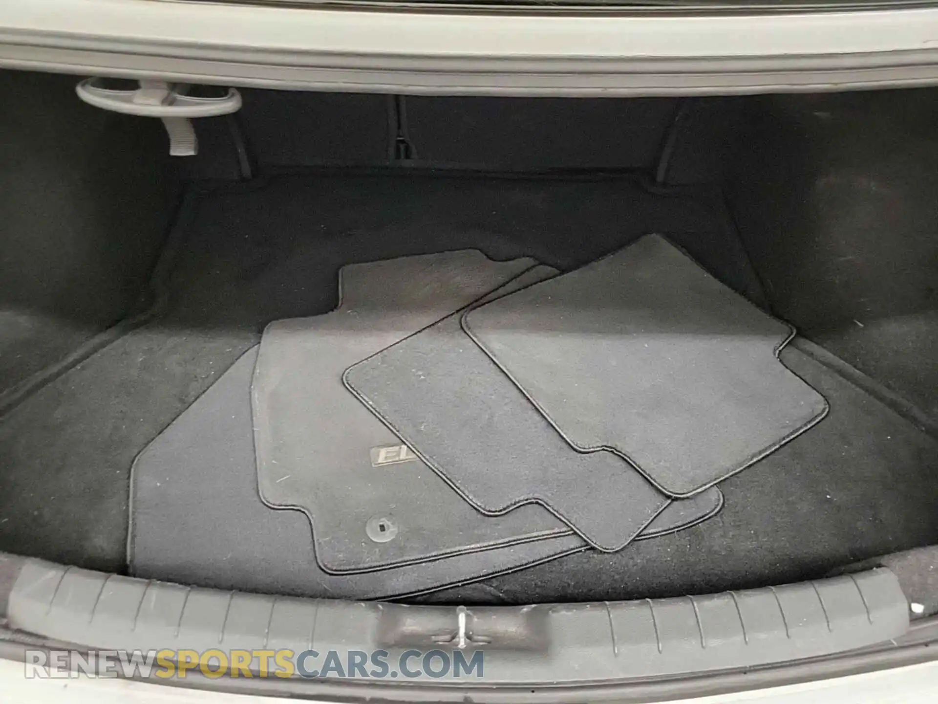 3 Photograph of a damaged car 5NPD84LF8KH477458 HYUNDAI ELANTRA 2019