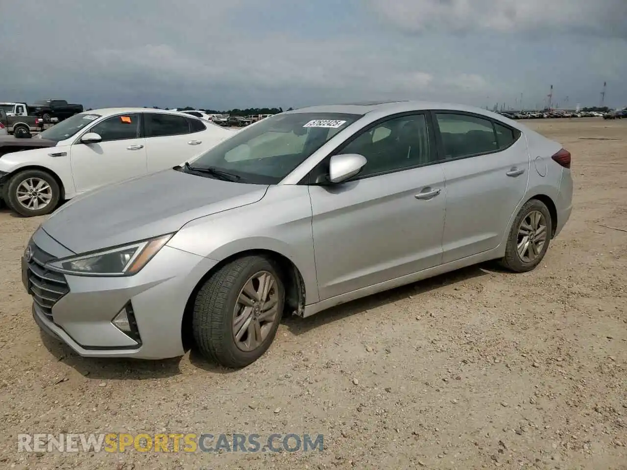 1 Photograph of a damaged car 5NPD84LF9KH458403 HYUNDAI ELANTRA 2019
