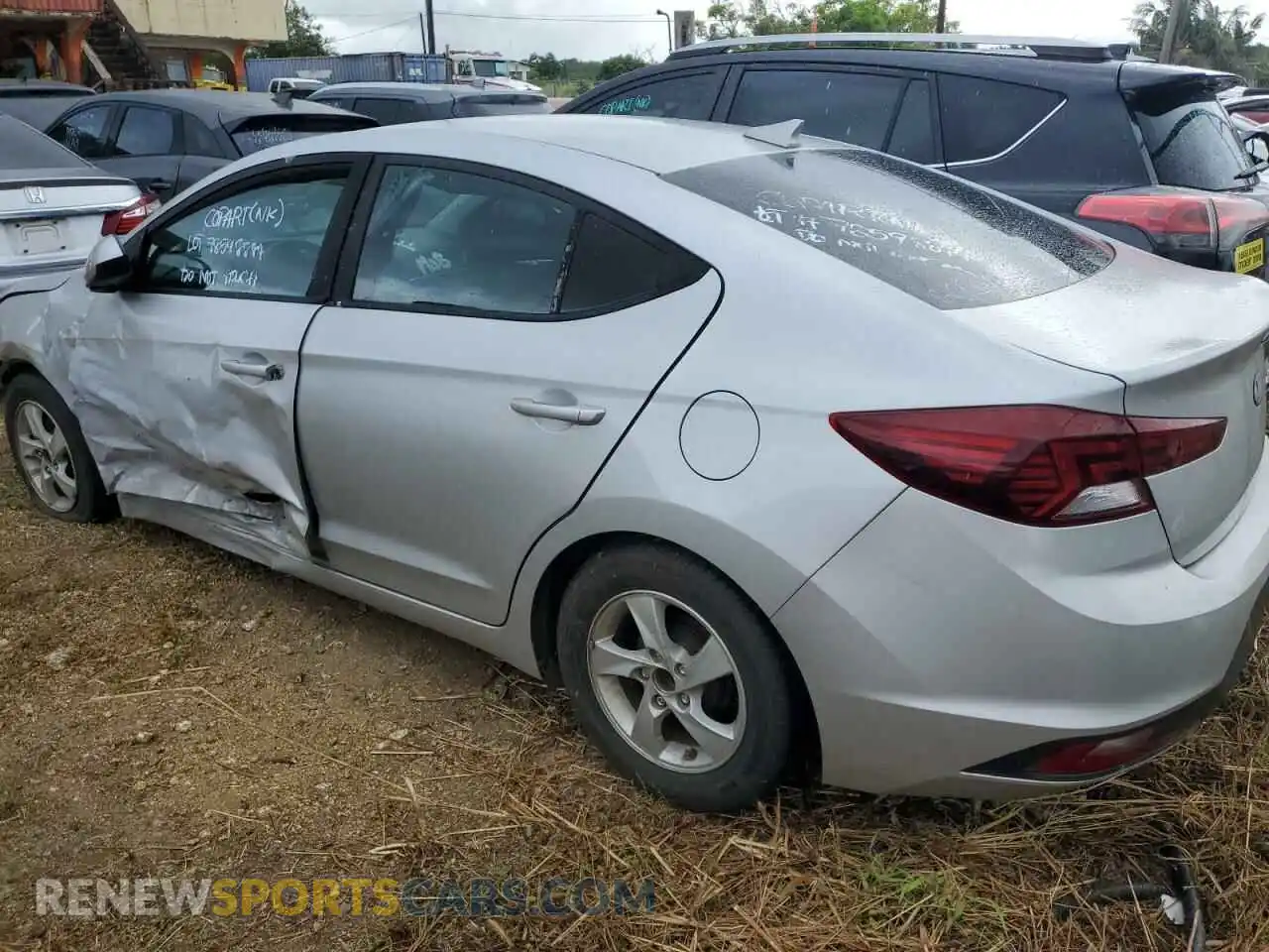 2 fotografías del automóvil dañado KMHD74LF4KU840259 HYUNDAI ELANTRA 2019