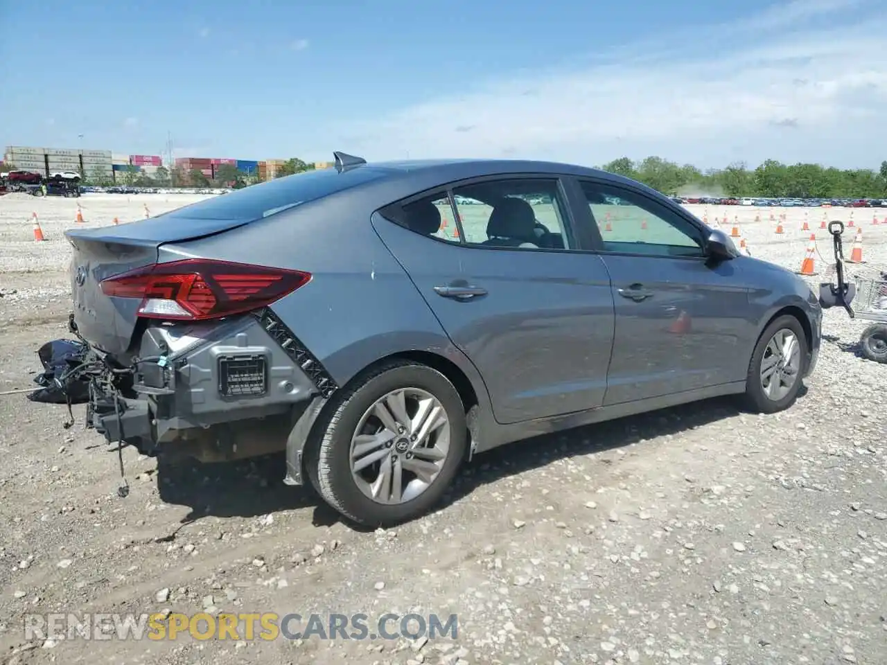 3 Фотография поврежденного автомобиля KMHD84LF3KU770864 HYUNDAI ELANTRA 2019