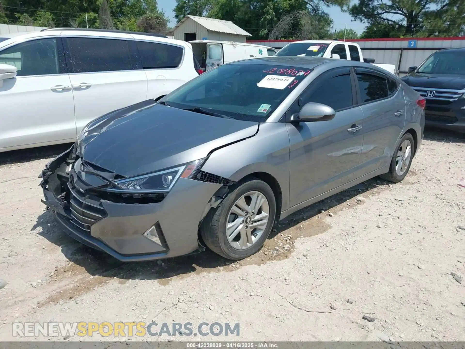 2 fotografías del automóvil dañado KMHD84LF4KU749229 HYUNDAI ELANTRA 2019