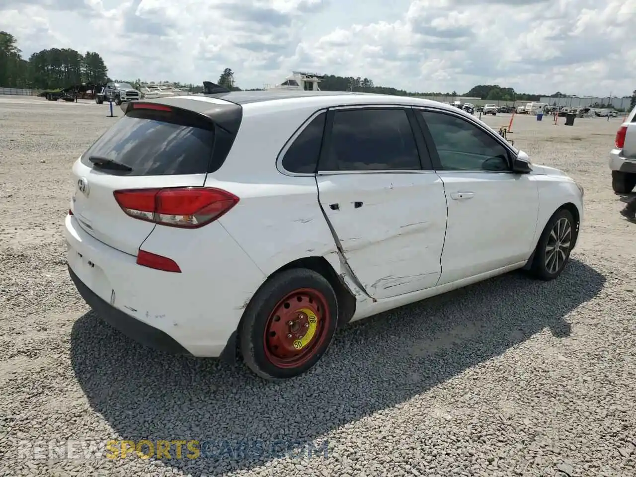 3 Photograph of a damaged car KMHH35LE4KU113505 HYUNDAI ELANTRA 2019