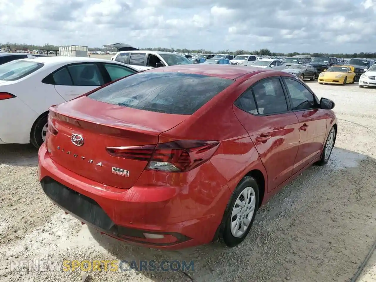 3 Photograph of a damaged car 5NPD74LF2LH514038 HYUNDAI ELANTRA 2020