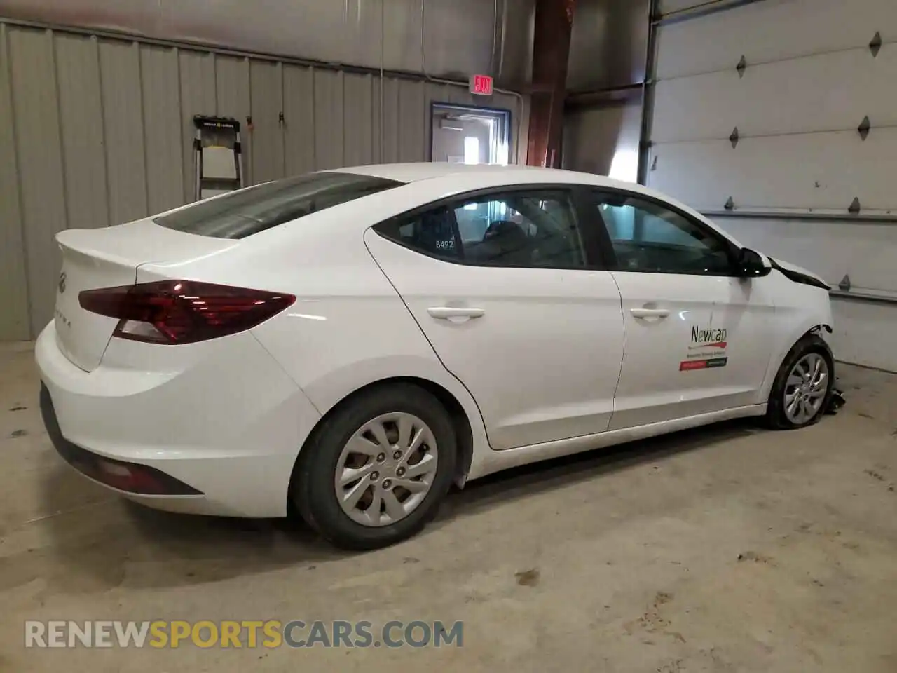 3 Photograph of a damaged car 5NPD74LF2LH606492 HYUNDAI ELANTRA 2020
