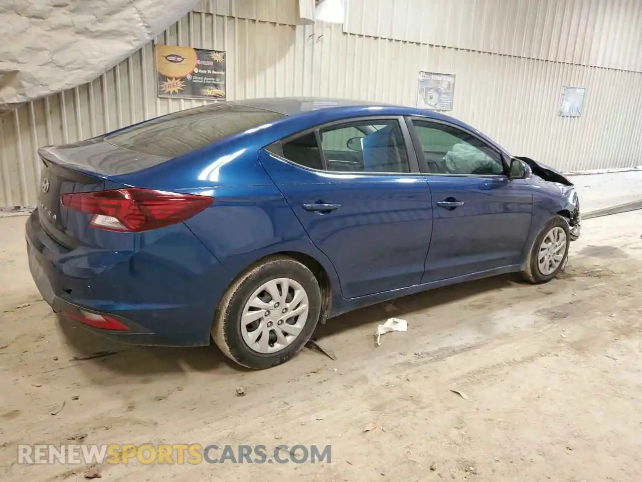 3 Photograph of a damaged car 5NPD74LF4LH512176 HYUNDAI ELANTRA 2020