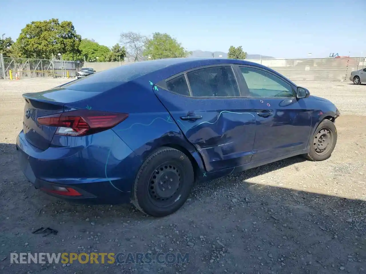 3 Photograph of a damaged car 5NPD74LF4LH512775 HYUNDAI ELANTRA 2020