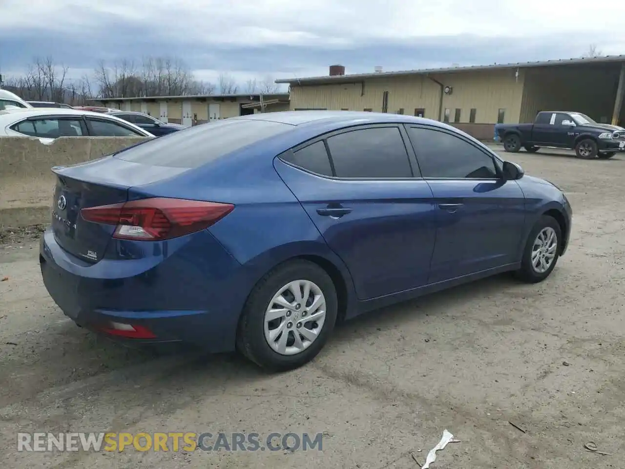 3 Photograph of a damaged car 5NPD74LF5LH547079 HYUNDAI ELANTRA 2020
