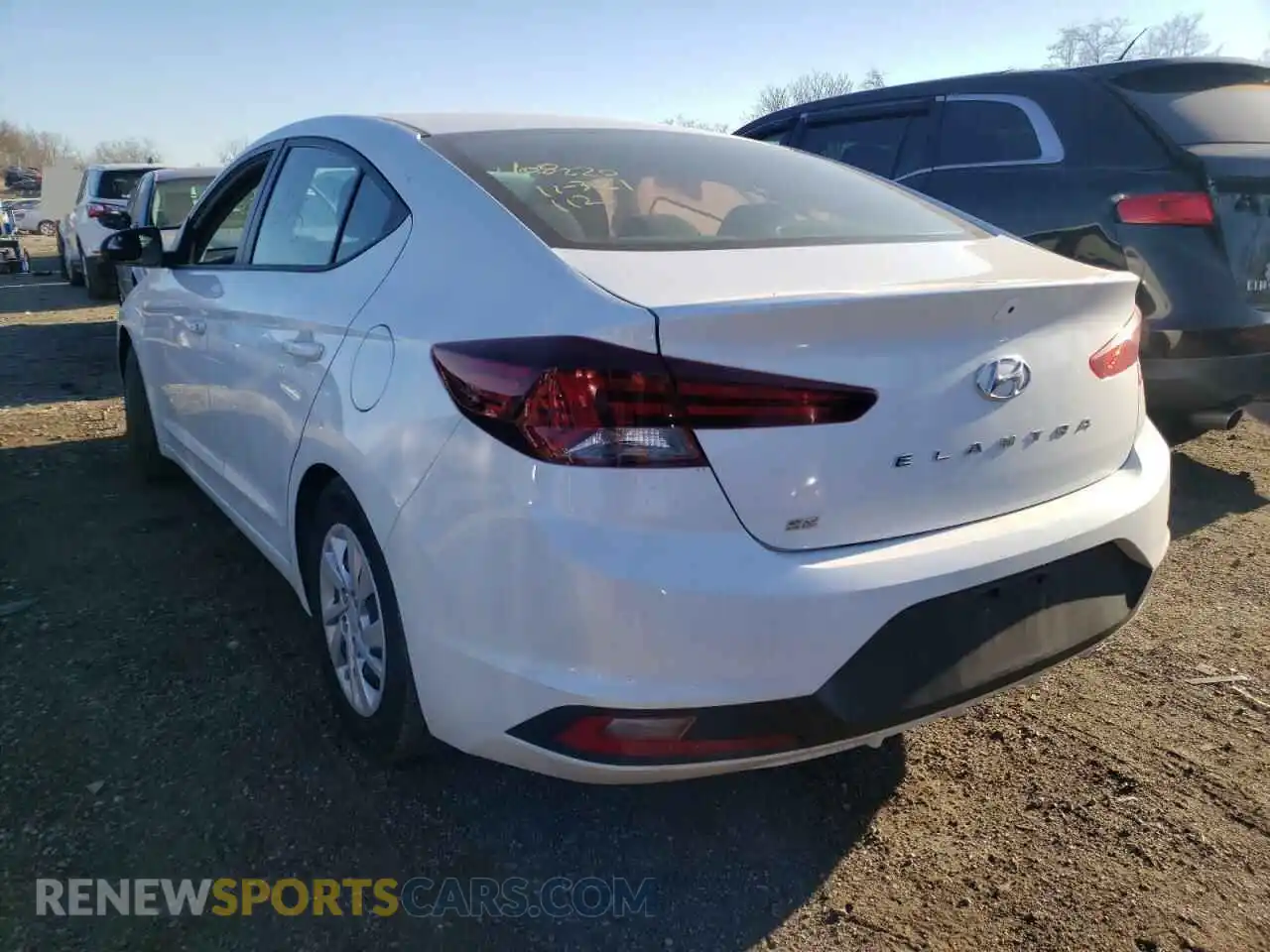 3 Photograph of a damaged car 5NPD74LF6LH543557 HYUNDAI ELANTRA 2020