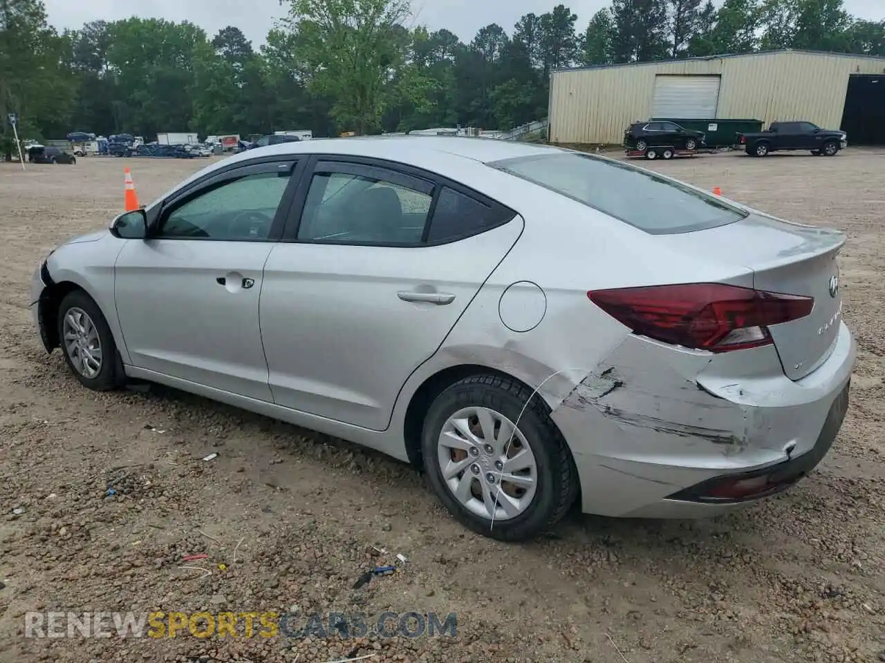 2 Photograph of a damaged car 5NPD74LF7LH538299 HYUNDAI ELANTRA 2020