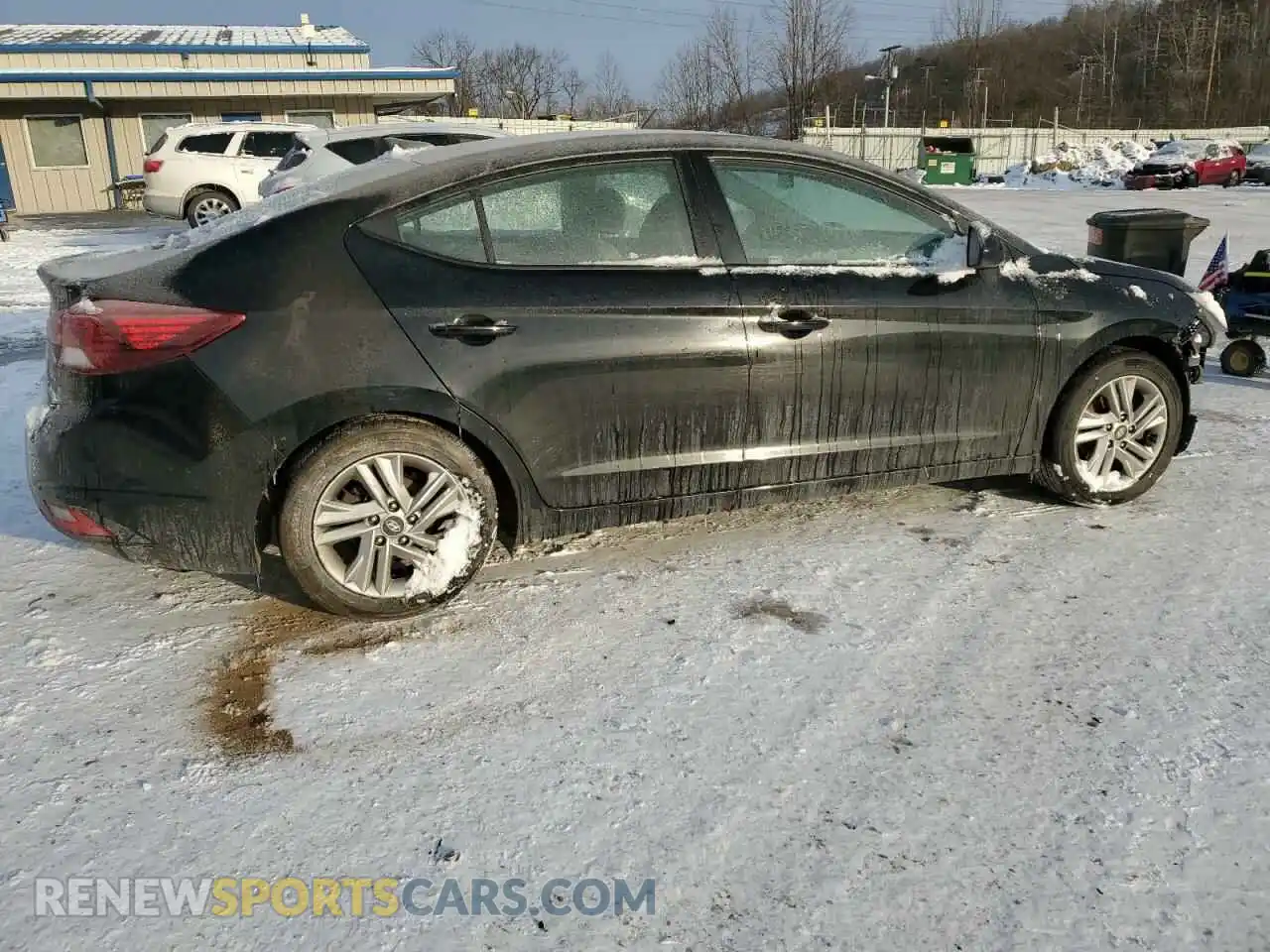 3 Photograph of a damaged car 5NPD84LF0LH623935 HYUNDAI ELANTRA 2020