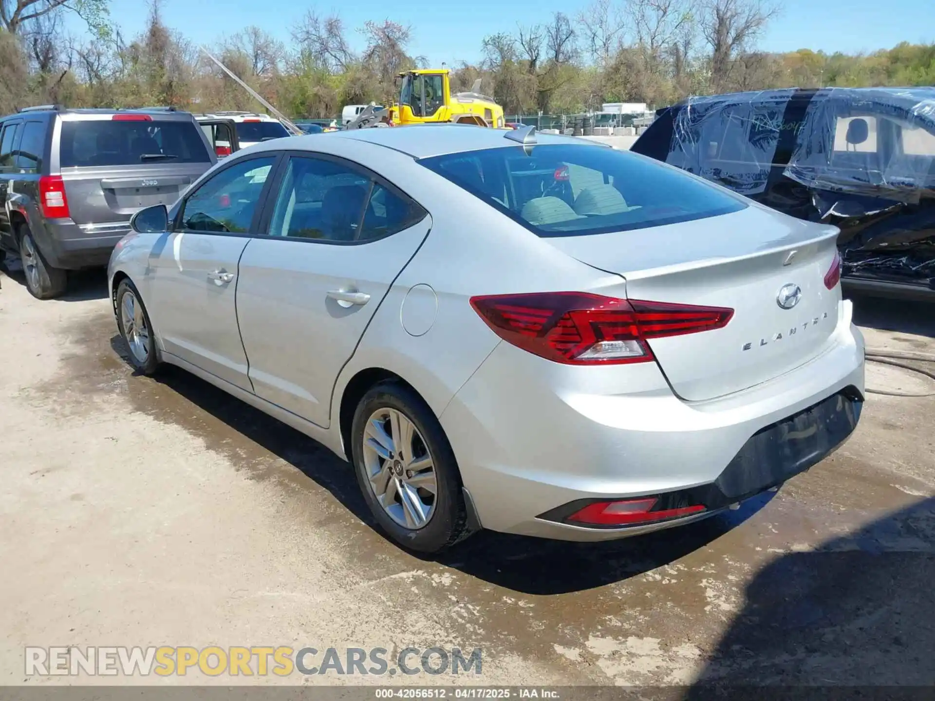 3 Photograph of a damaged car 5NPD84LF1LH499853 HYUNDAI ELANTRA 2020